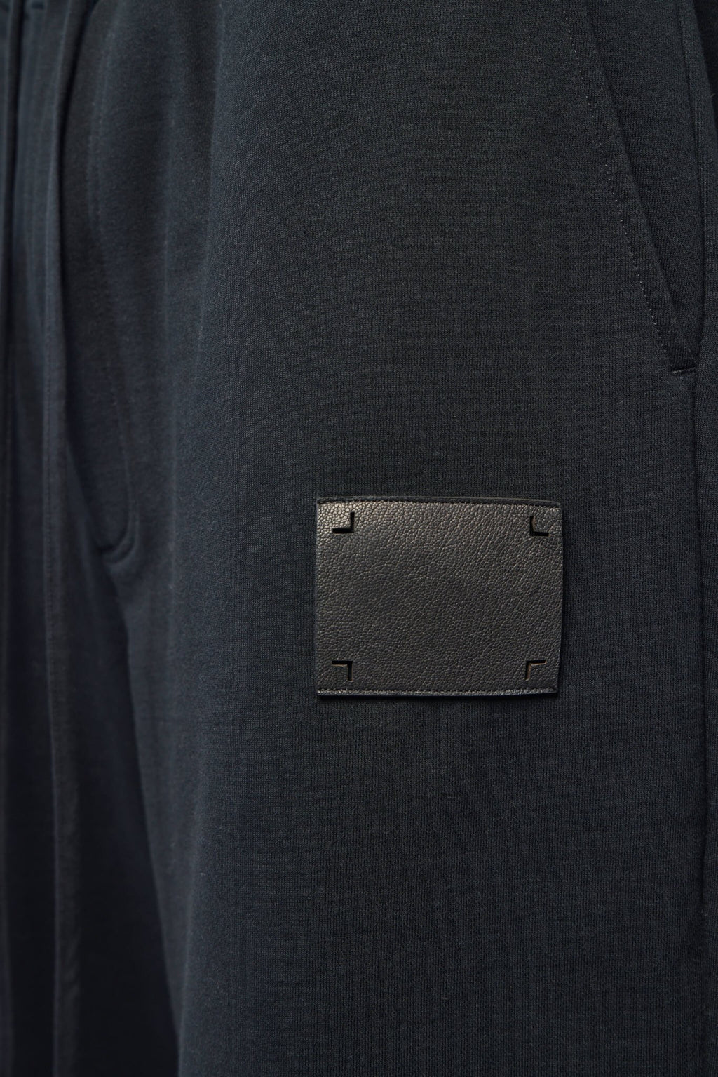 FREI - MUT - Paulton Short - LABELS