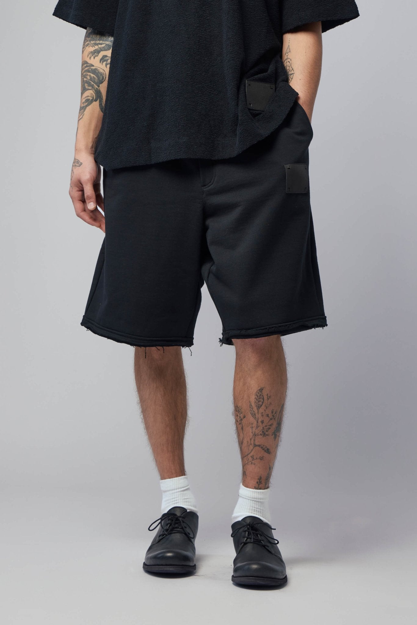 FREI - MUT - Paulton Short - LABELS