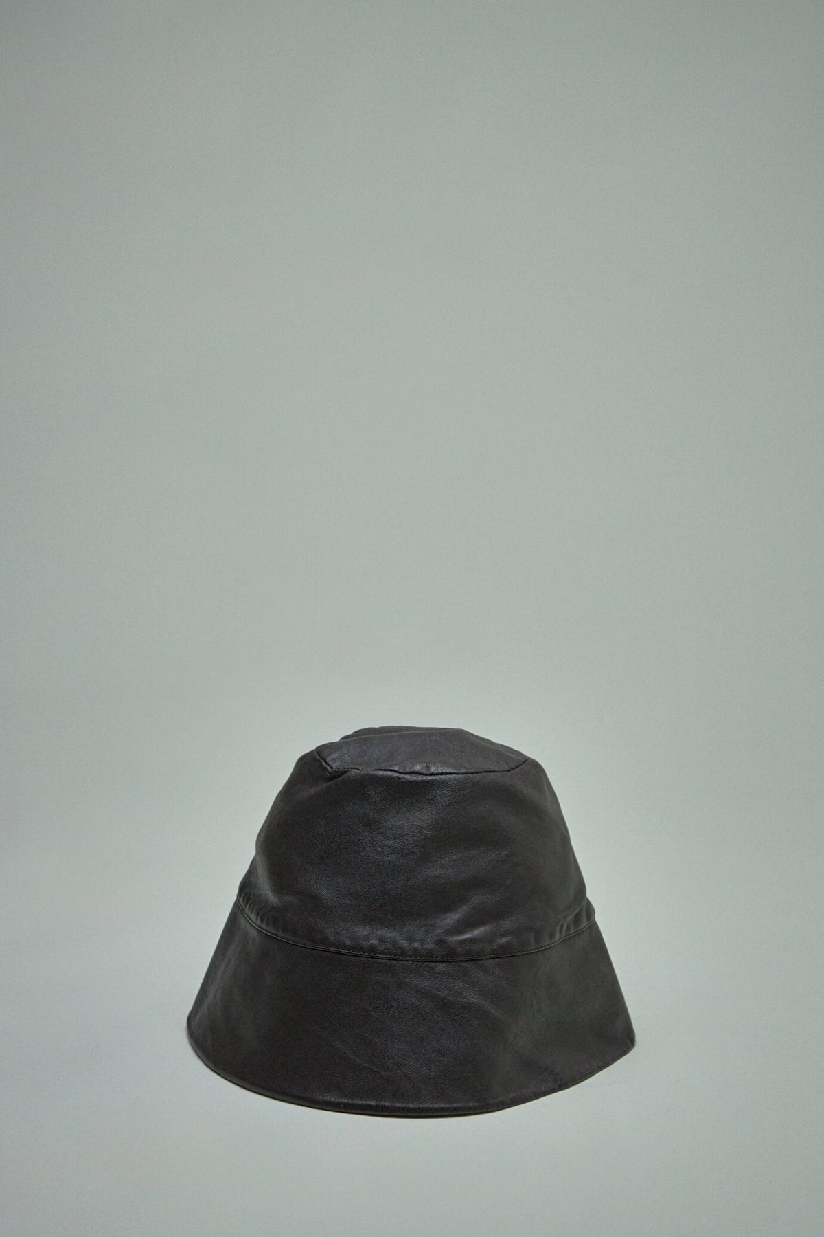 FREI-MUT Hats Selim Hat in Ebano brown leather with premium craftsmanship