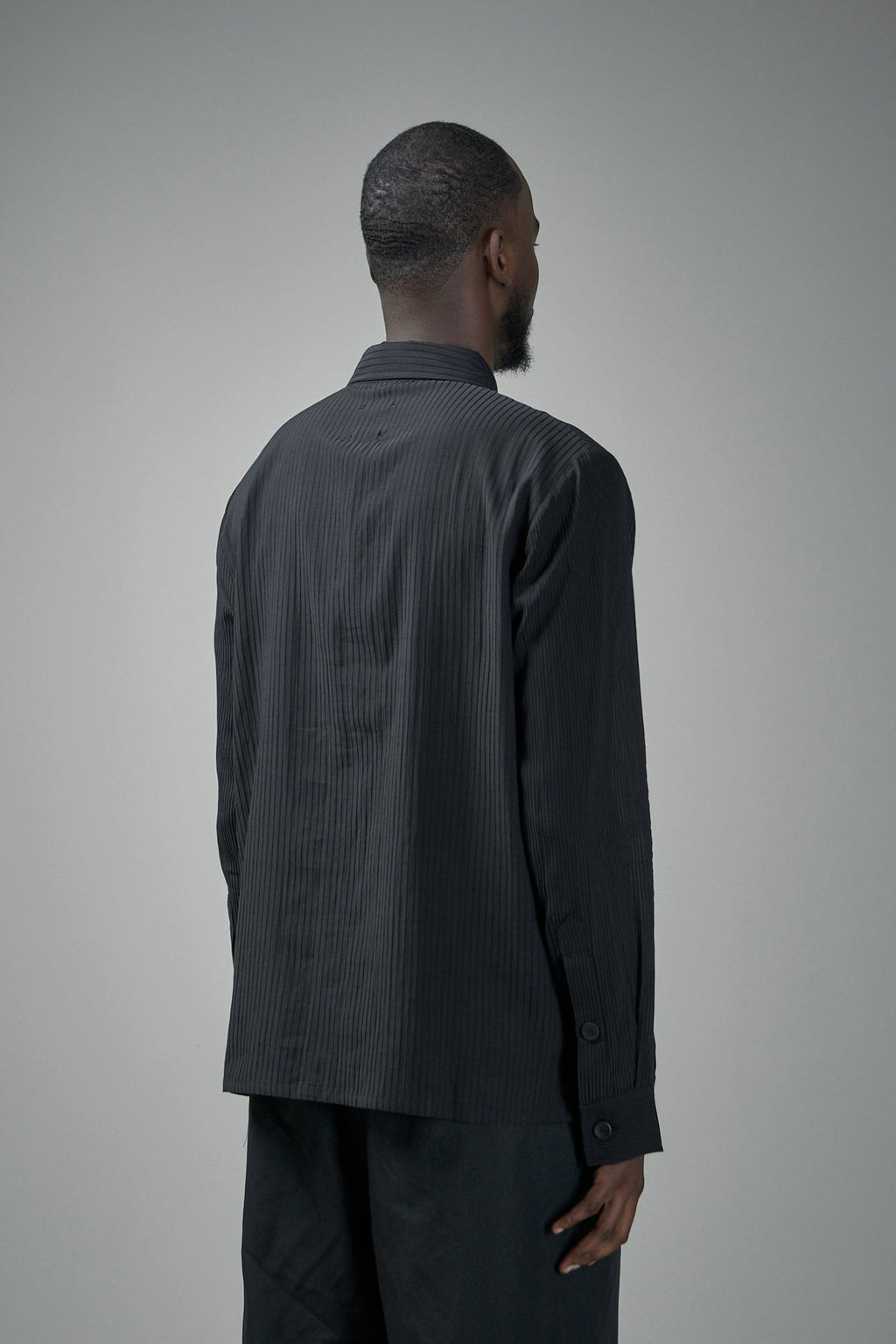 FREI - MUT - STRAIT Shirt - LABELS