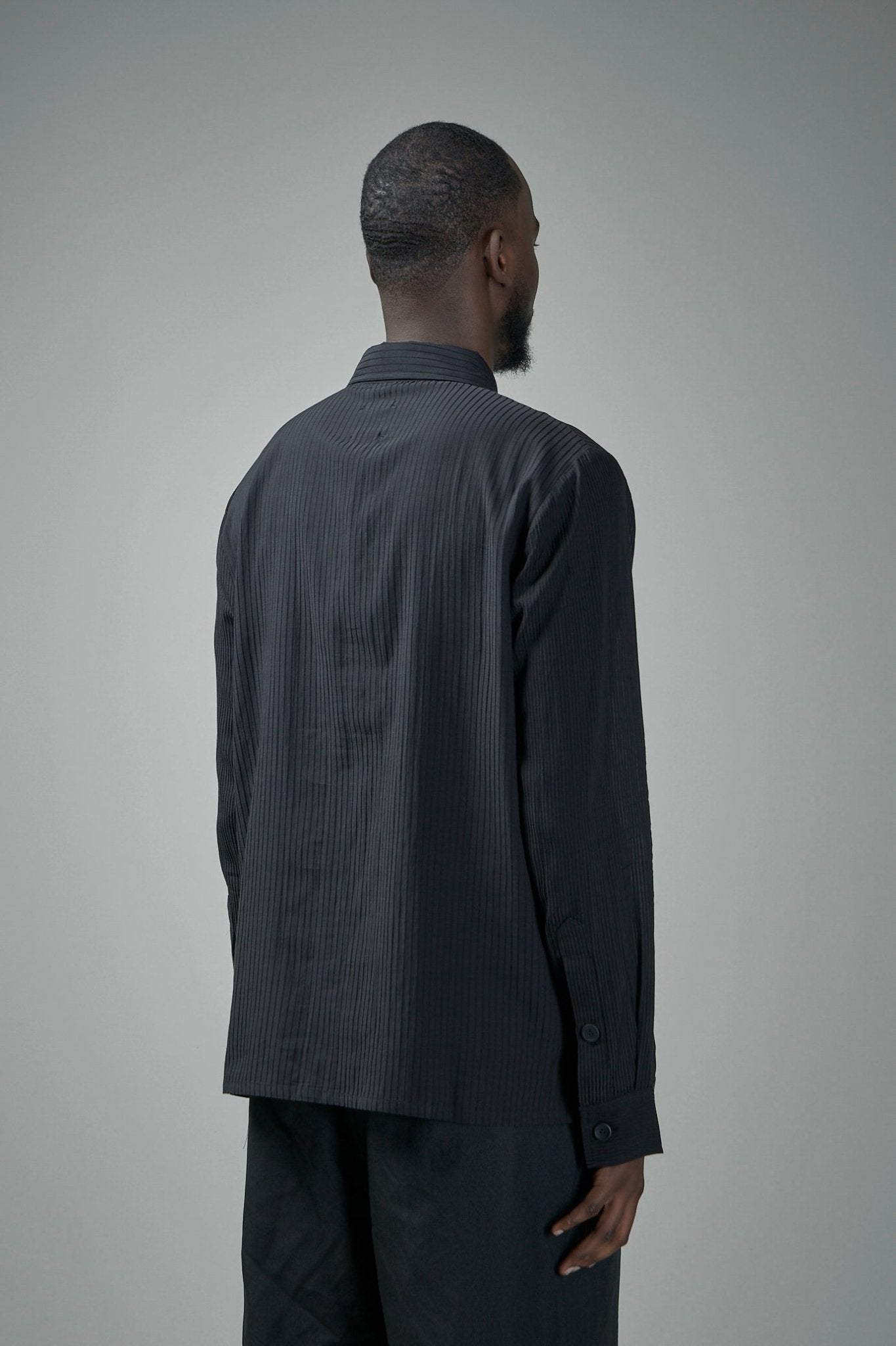 FREI - MUT - STRAIT Shirt - LABELS