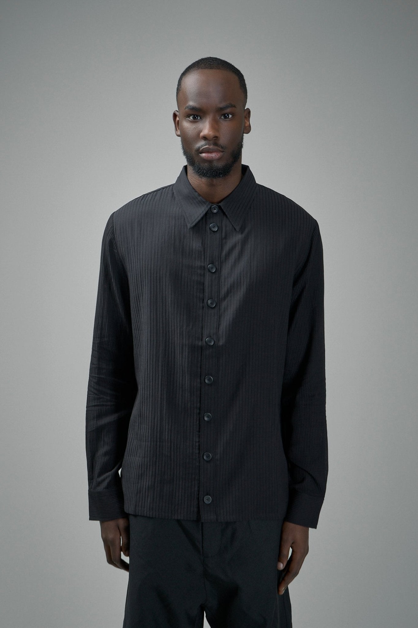 FREI - MUT - STRAIT Shirt - LABELS