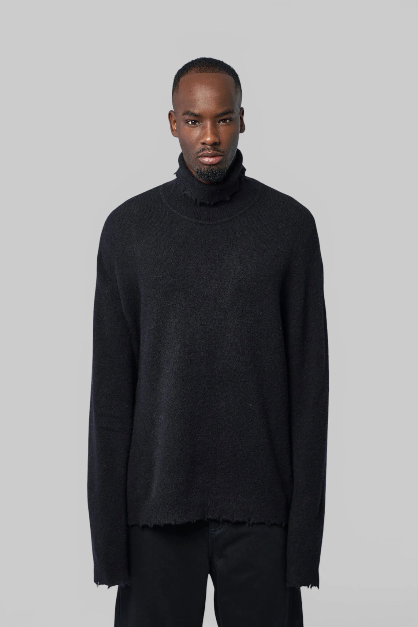 FREI-MUT - Turtle Neck, Boxy Fit In Lamawool - LABELS