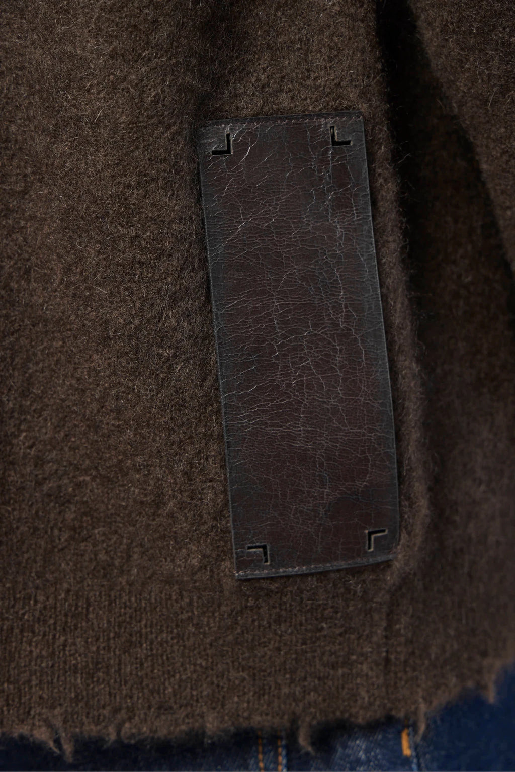 FREI-MUT - Turtle Neck Boxy fit in Yak - LABELS