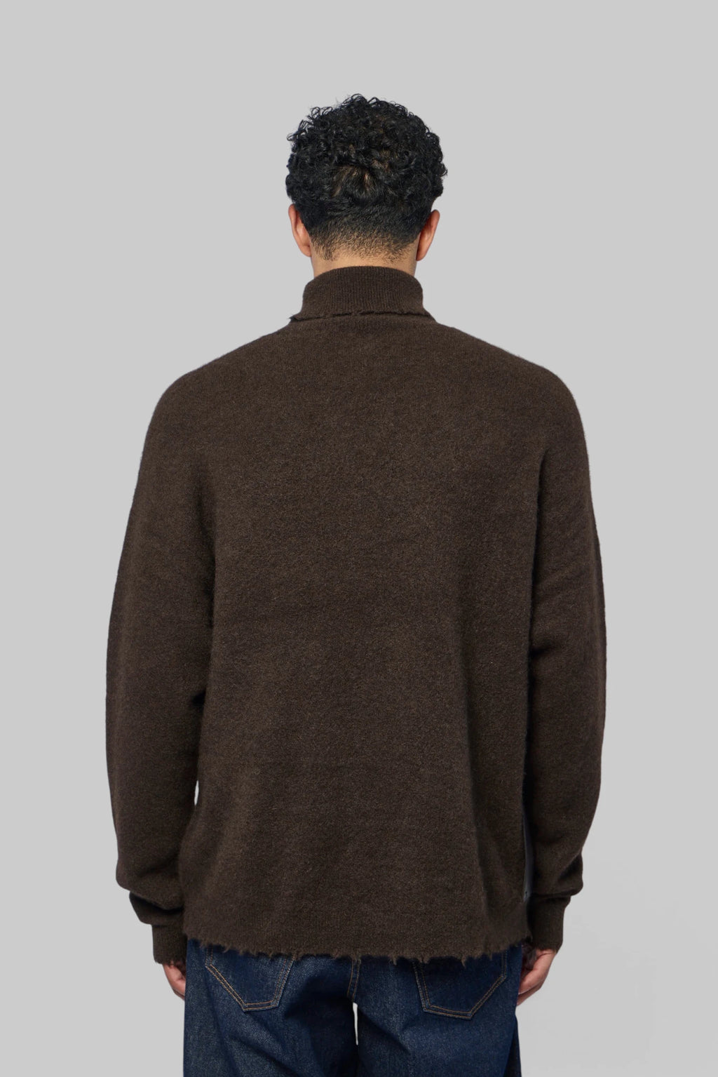 FREI-MUT - Turtle Neck Boxy fit in Yak - LABELS