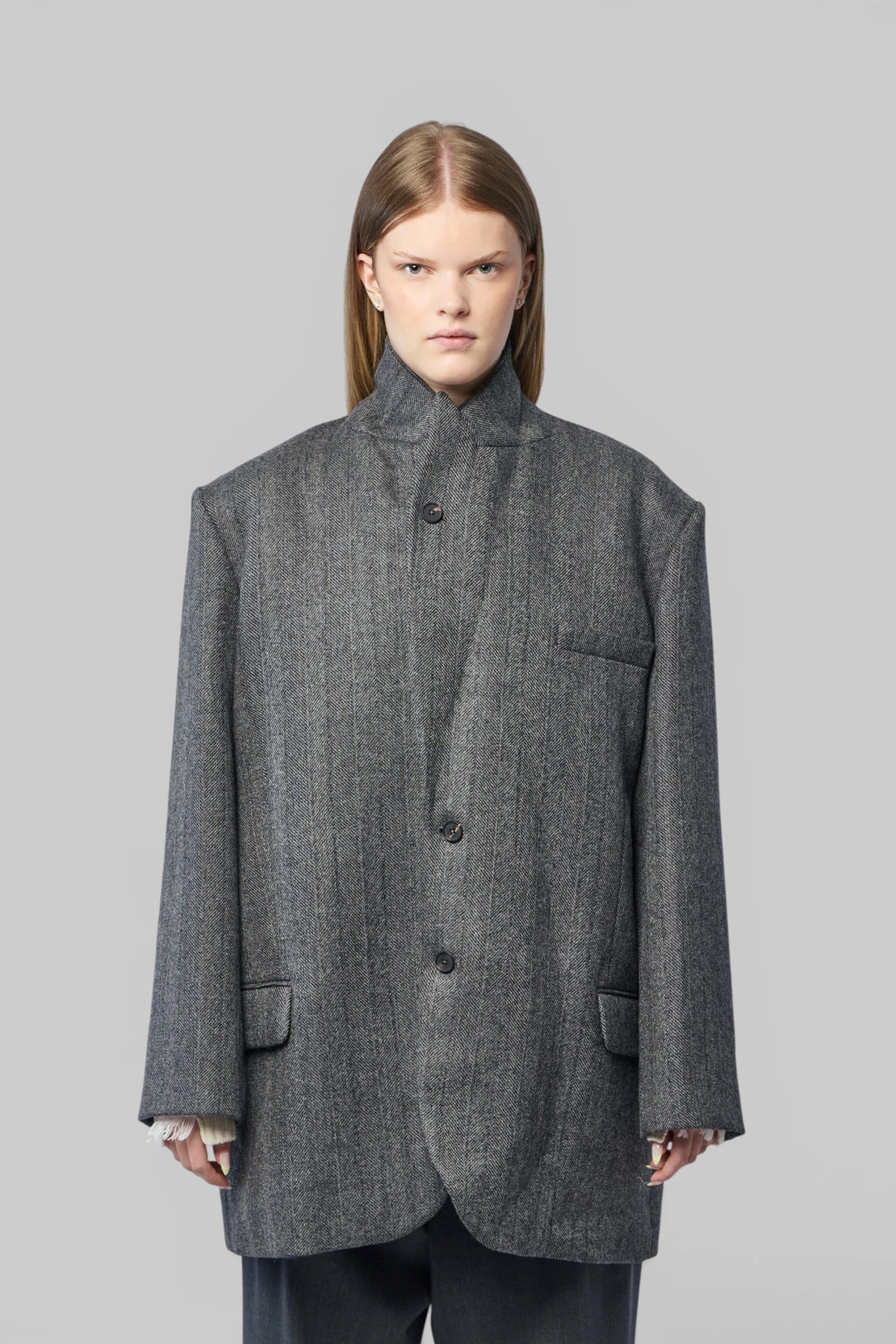 Frenken Blazer Coat two-button closure close-up