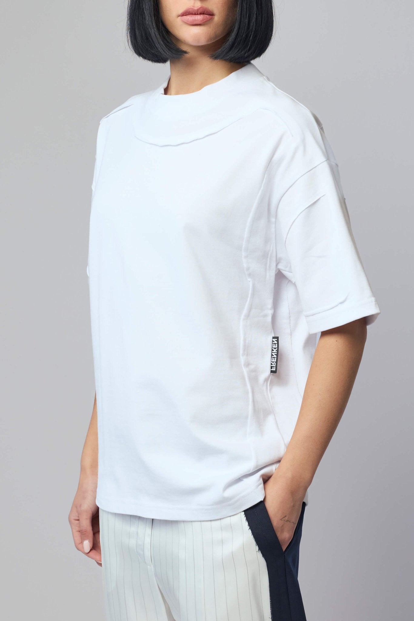 Frenken - Cut Out T-shirt - LABELS