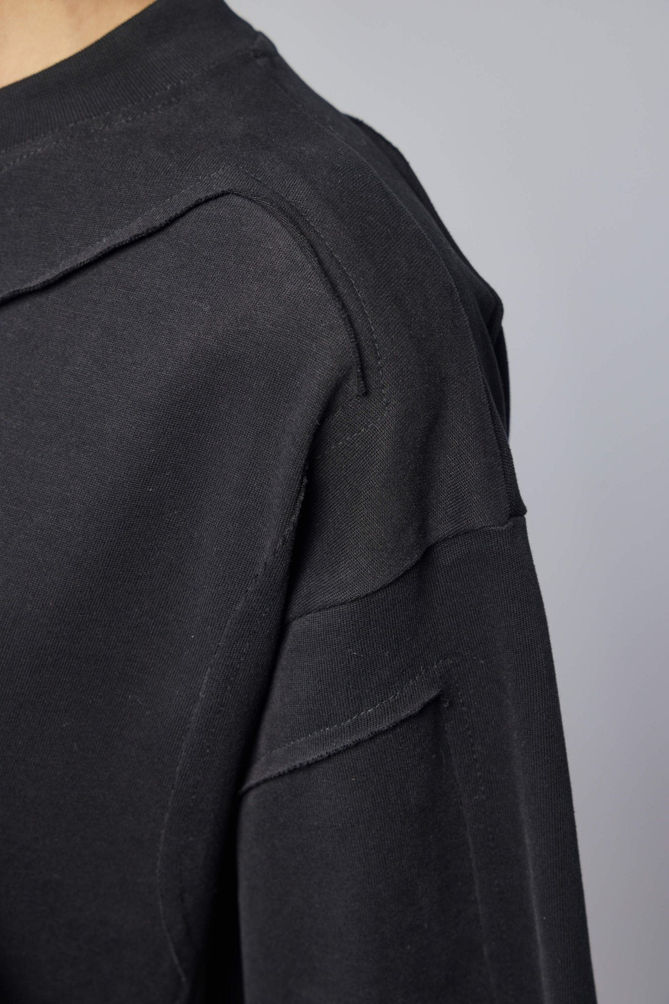 Frenken - Cut Out T-shirt - LABELS