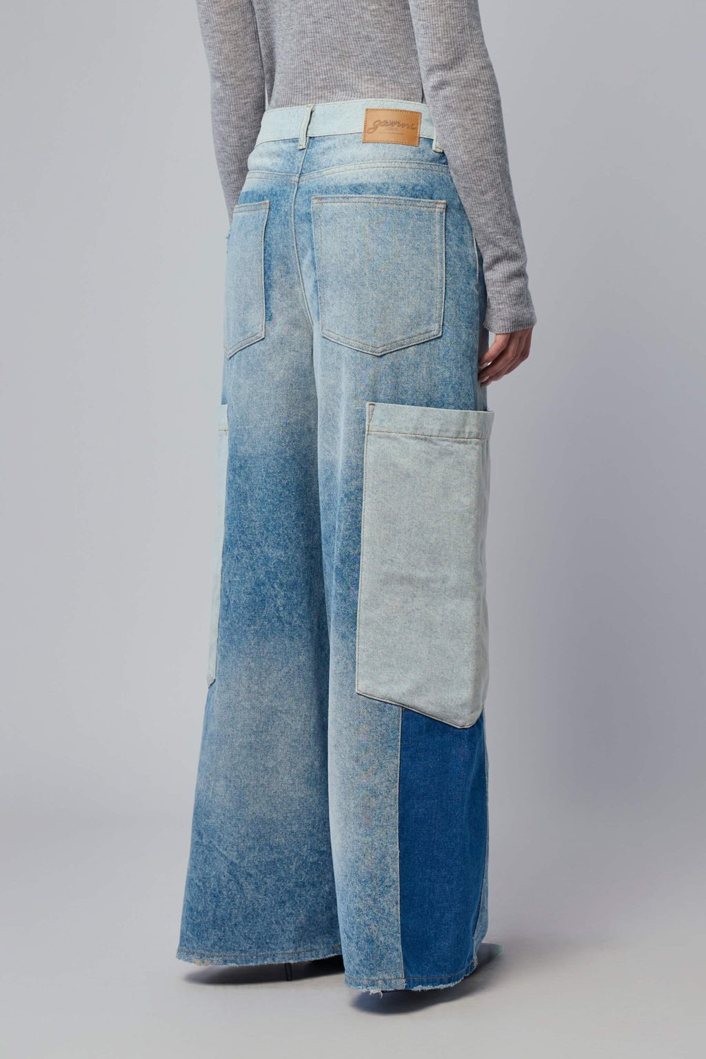 Ganni - Baggy Cargo Jeans - LABELS