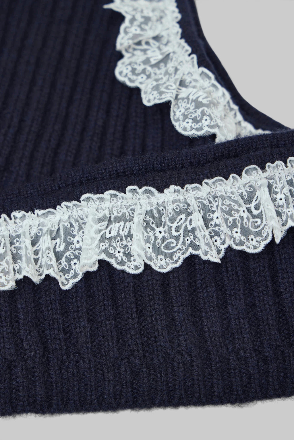 Ganni - Compact Wool Balaclava Lace - LABELS