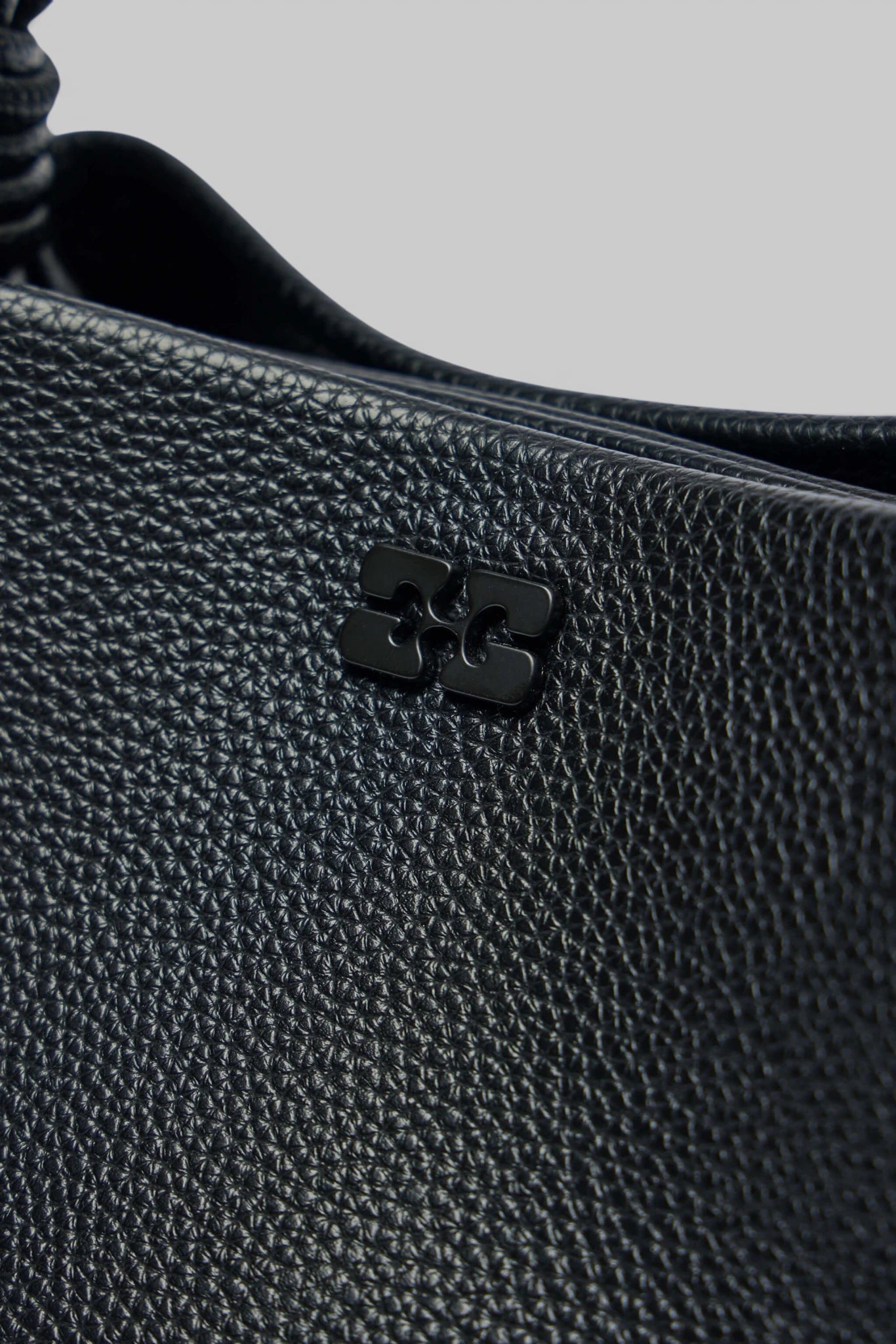 Ganni - Ganni Bou Bag Small Grained - LABELS