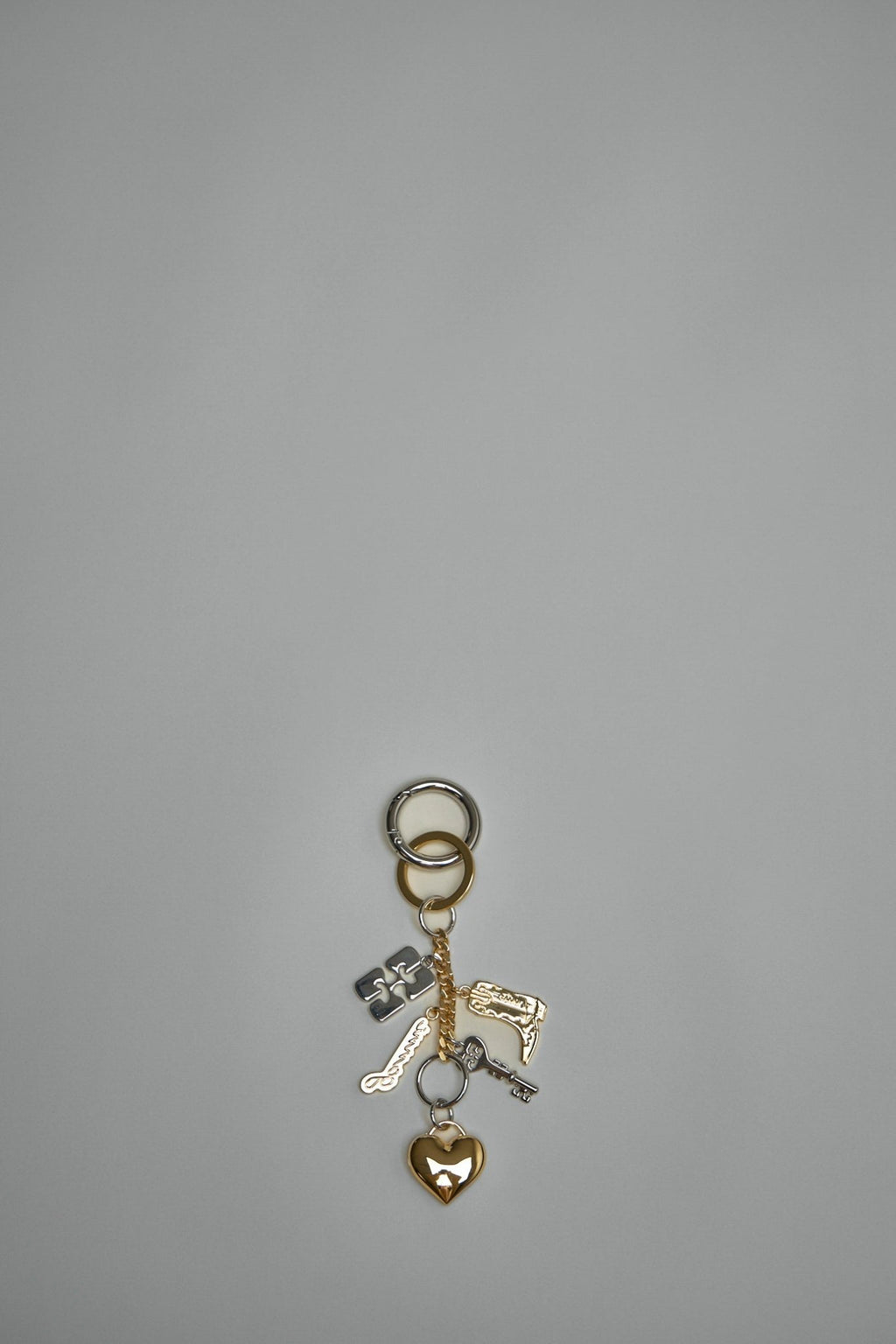 Ganni - Ganni Bou Charms Keyring Silver And Gold - LABELS