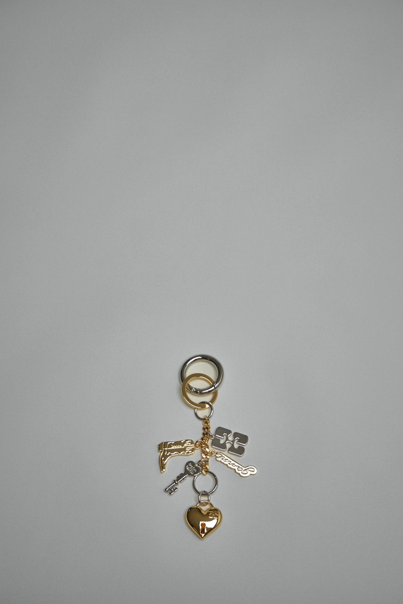 Ganni - Ganni Bou Charms Keyring Silver And Gold - LABELS