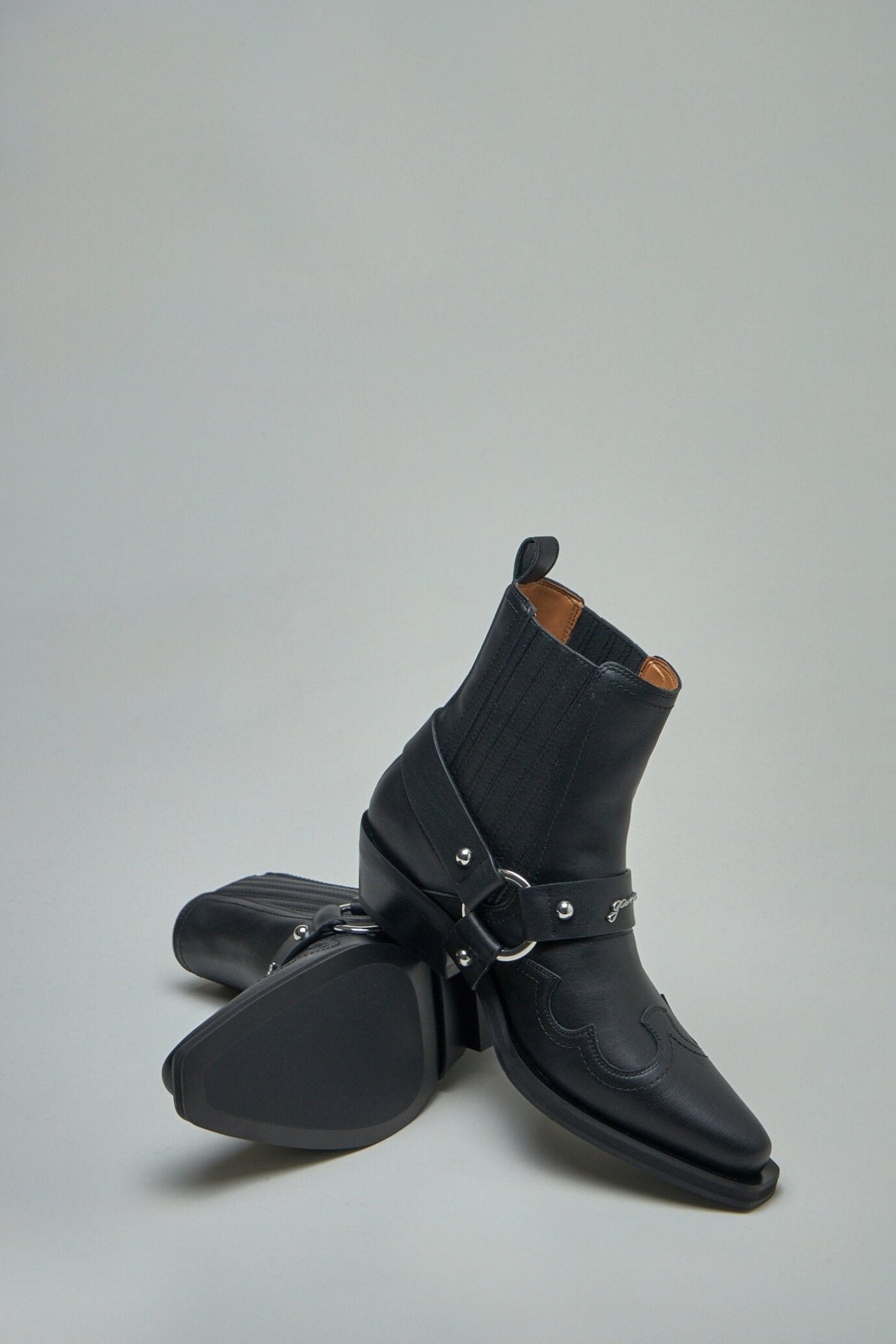 Ganni - Low Cut Western Chelsea Boots - LABELS