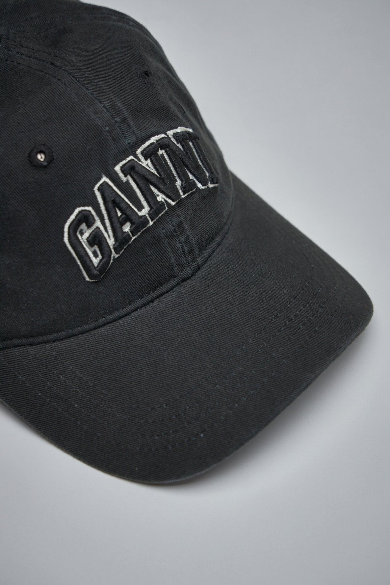 Ganni - Washed Cotton Canvas Cap Embroidery - LABELS