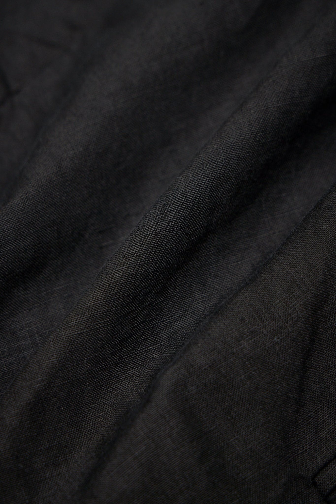 Geoffrey B. Small - Hand Pad - stitched Classic Notch Lapel 3 - button Fully - lined Jacket - LABELS