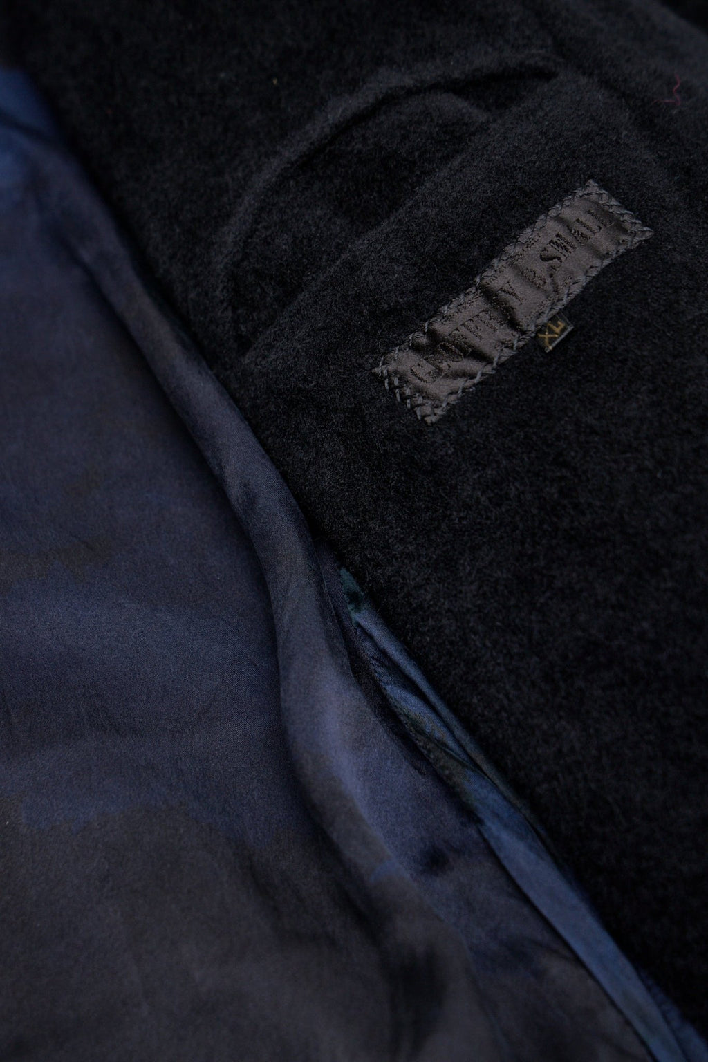 Geoffrey B. Small - Pure Alashan Cashmere 3 - ply Fully - Lined Como Silk Long Coat - LABELS