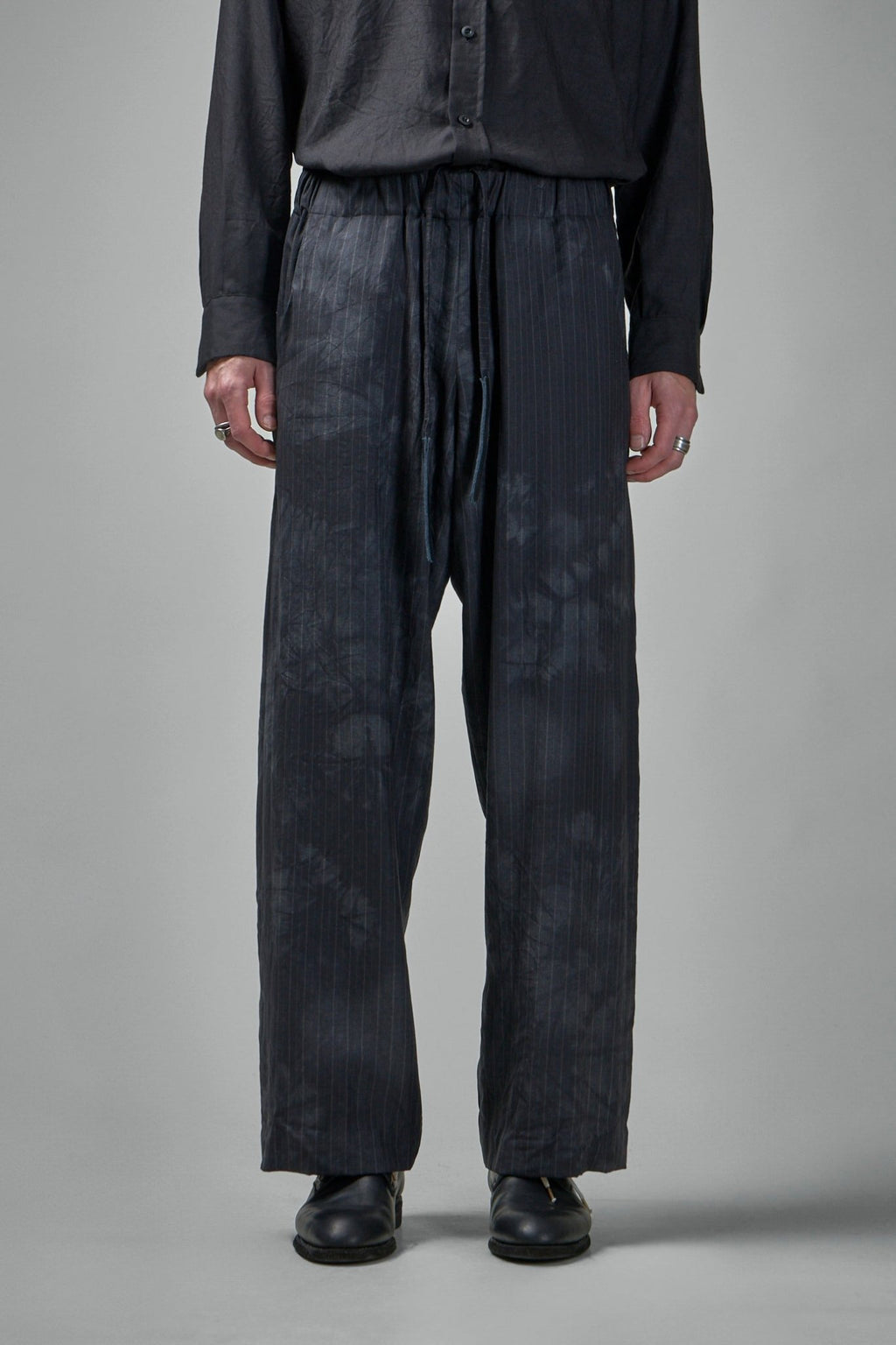 Geoffrey B. Small - Relaxed - fit Straight Leg Tailored Elastic Waist Drawstring Trouser - LABELS