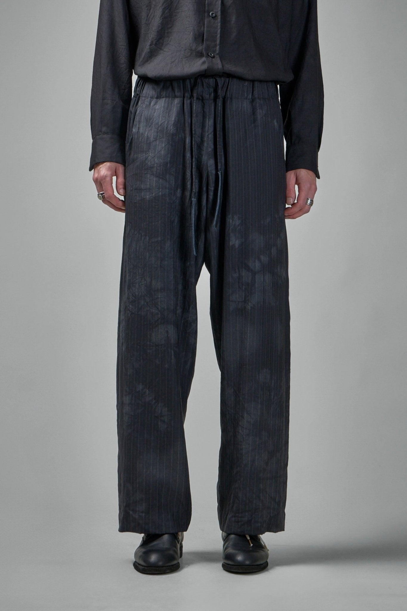 Geoffrey B. Small - Relaxed - fit Straight Leg Tailored Elastic Waist Drawstring Trouser - LABELS