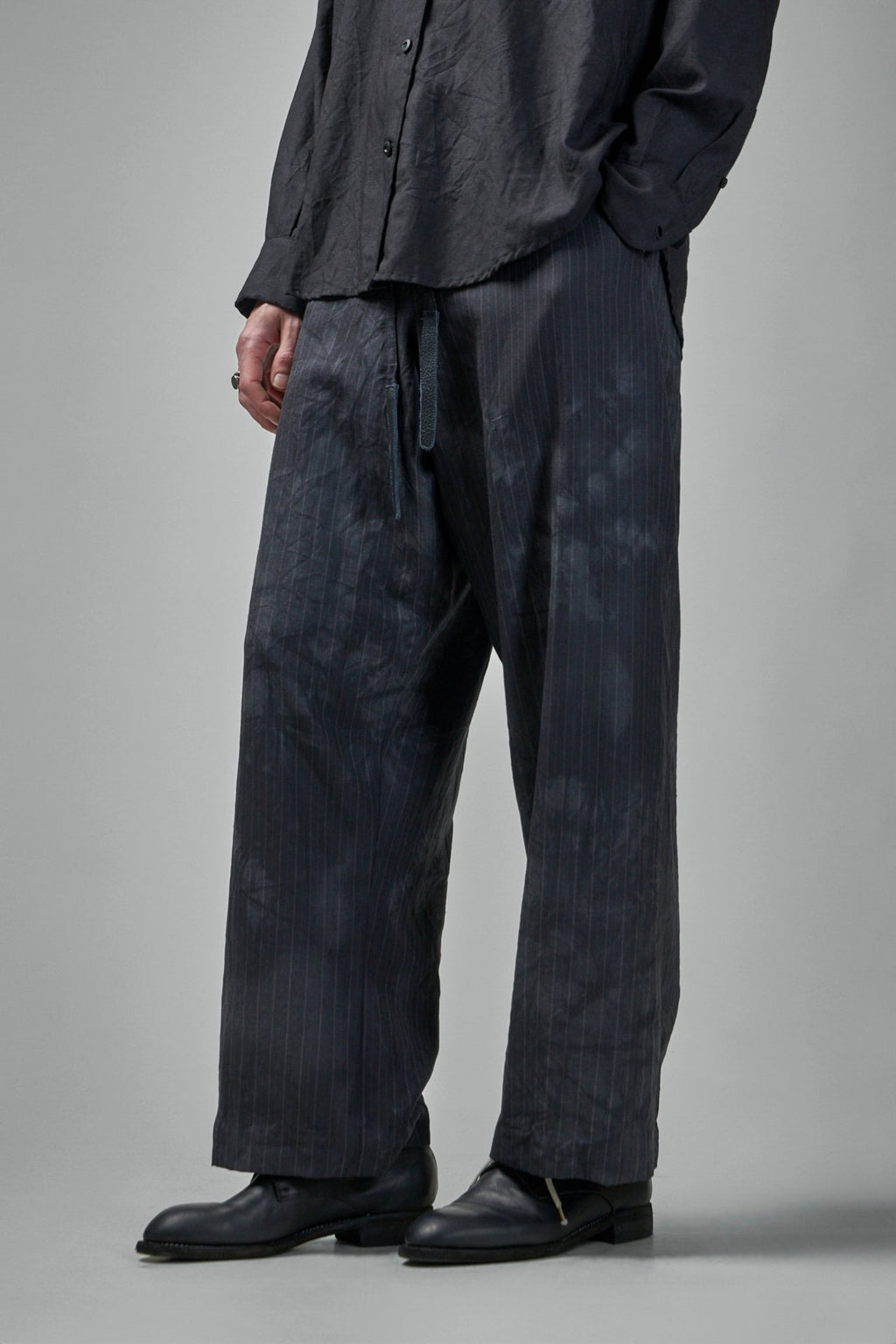 Geoffrey B. Small - Relaxed - fit Straight Leg Tailored Elastic Waist Drawstring Trouser - LABELS