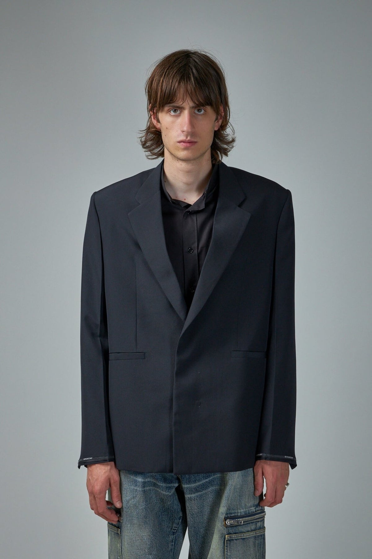 Givenchy blazers in premium wool with classic tailored fit and refined collar design