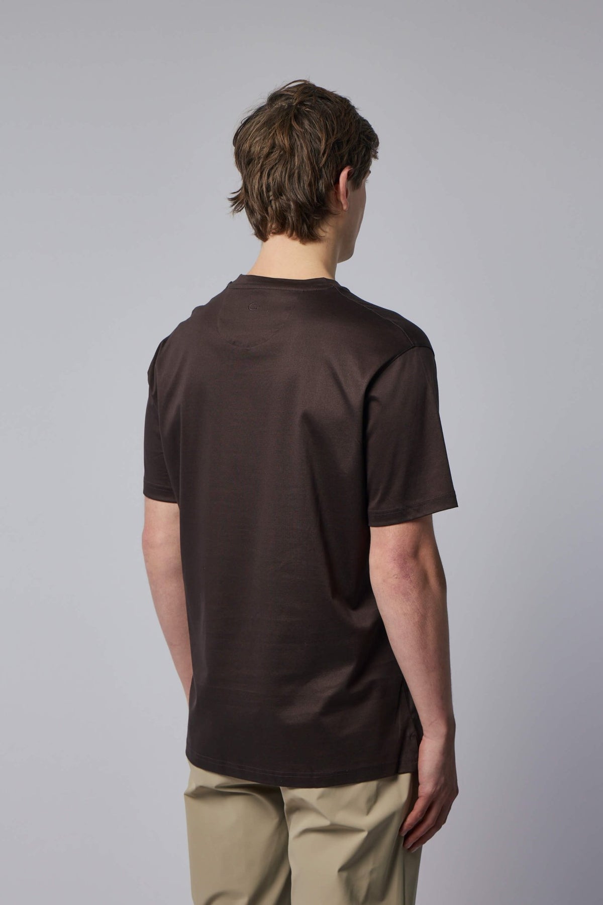 Detail shot of crew neck construction on Gogetti mercerized cotton t-shirt