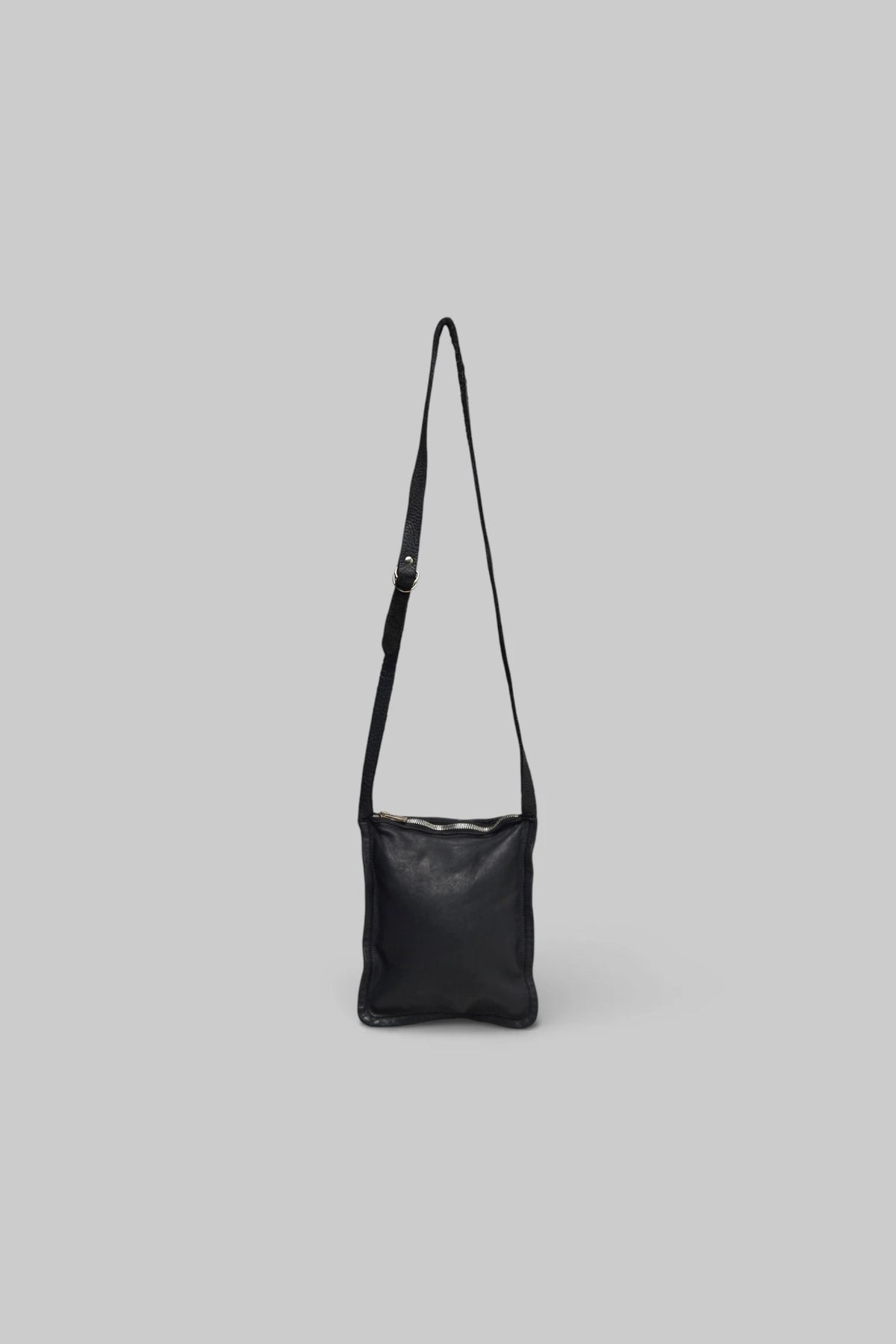Guidi - Small Cross Body Bag - LABELS