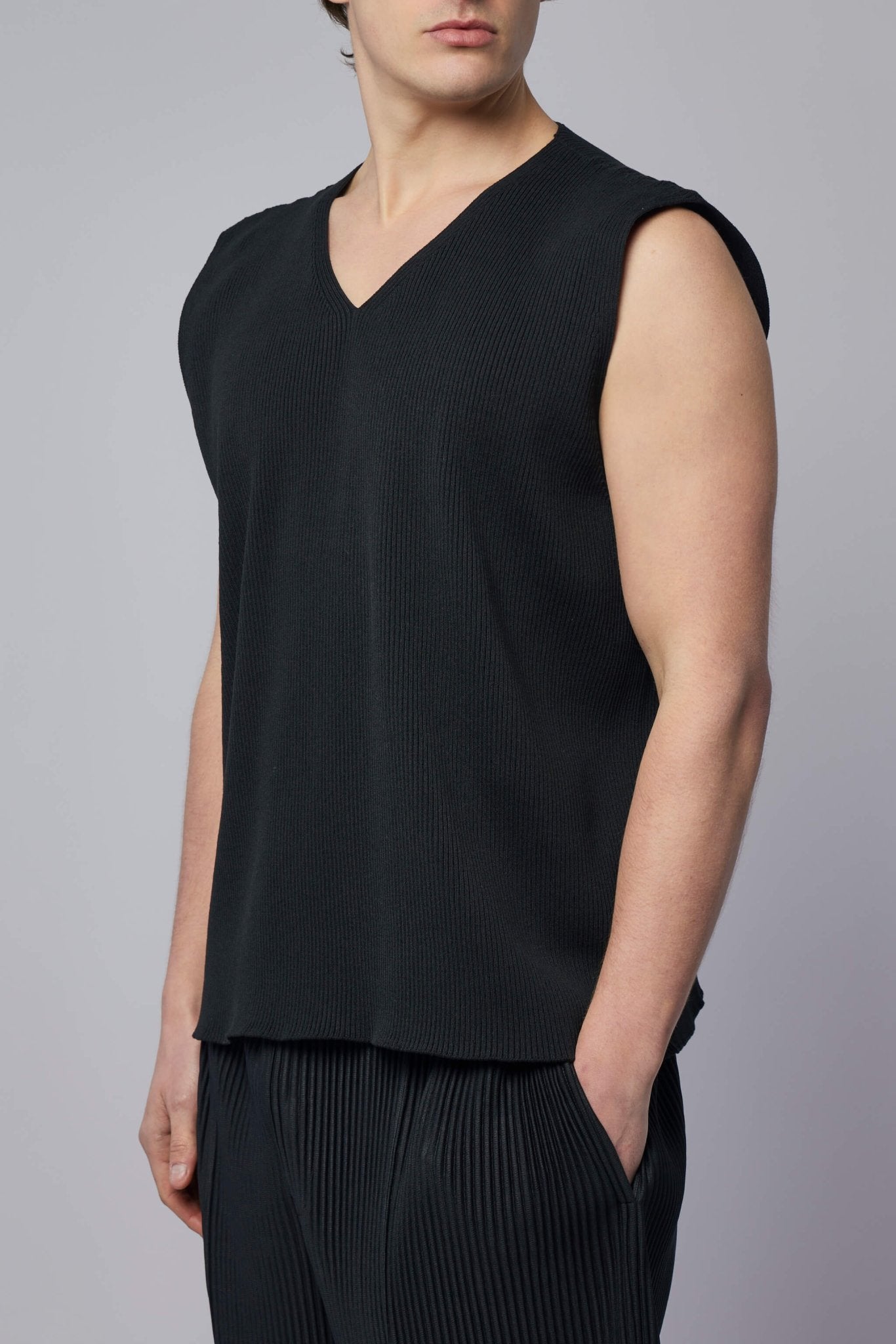 Homme Plissé Issey Miyake - Basic Knit Top - LABELS