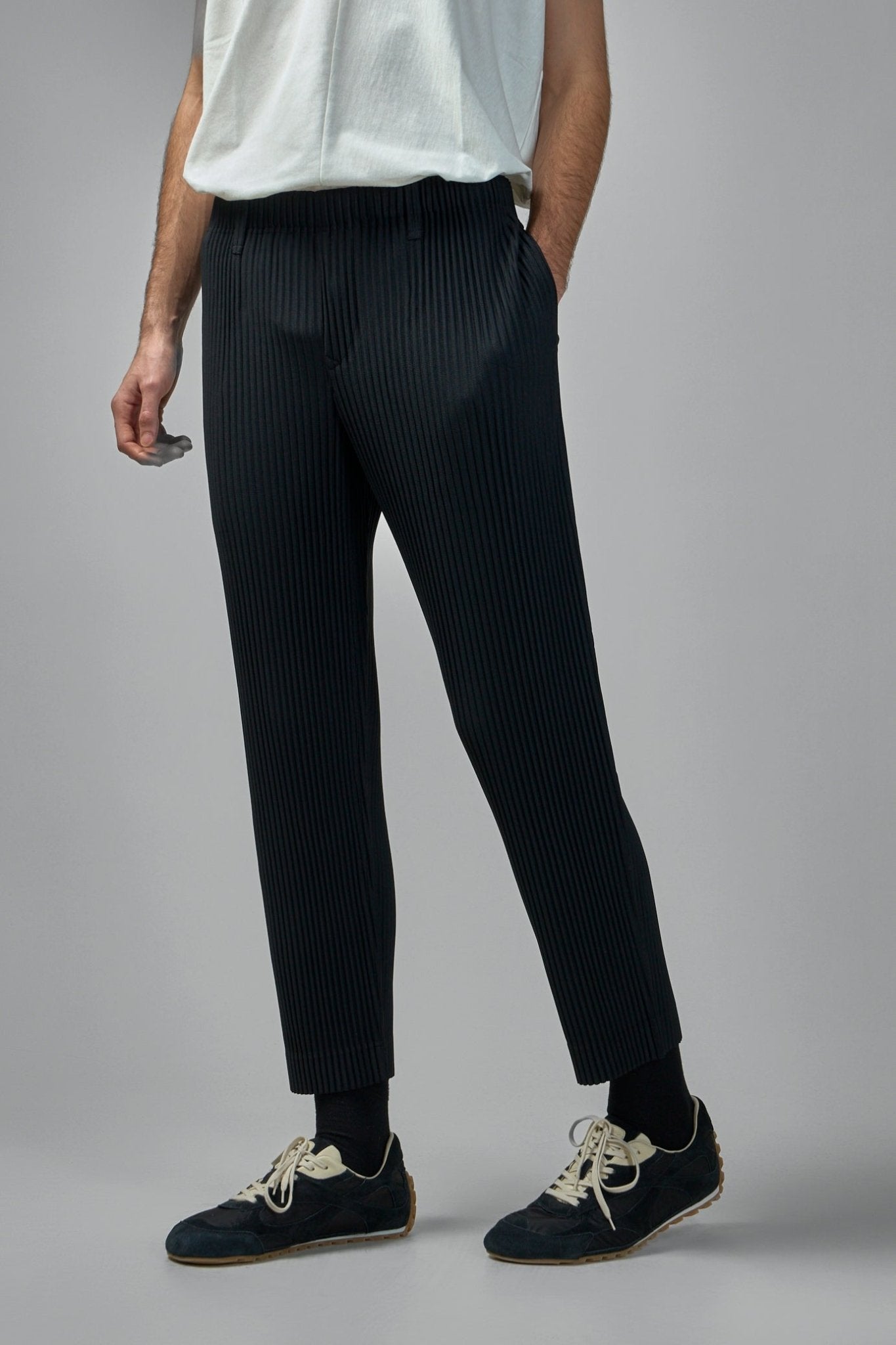 Homme Plissé Issey Miyake - Basics Pleated Pants - LABELS