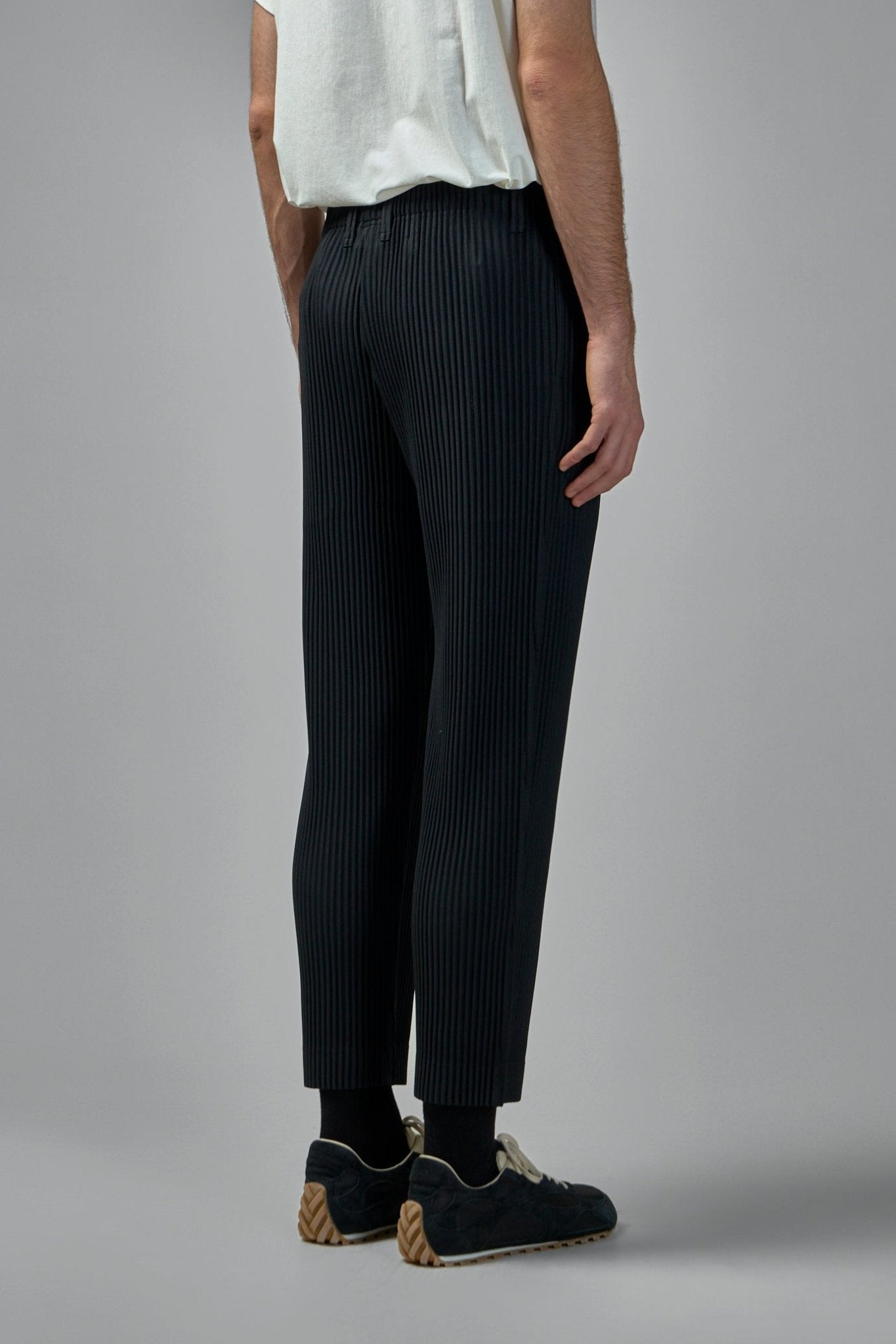 Homme Plissé Issey Miyake Basics Pleated Pants – LABELS