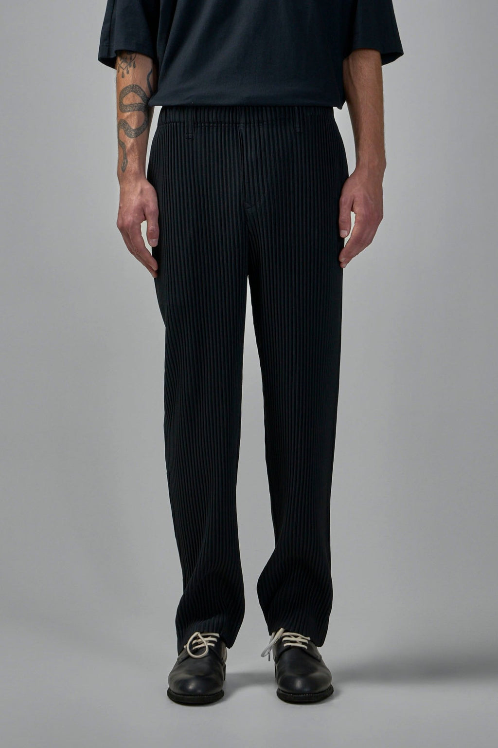 Homme Plissé Issey Miyake - Basics Pleated Pants - LABELS
