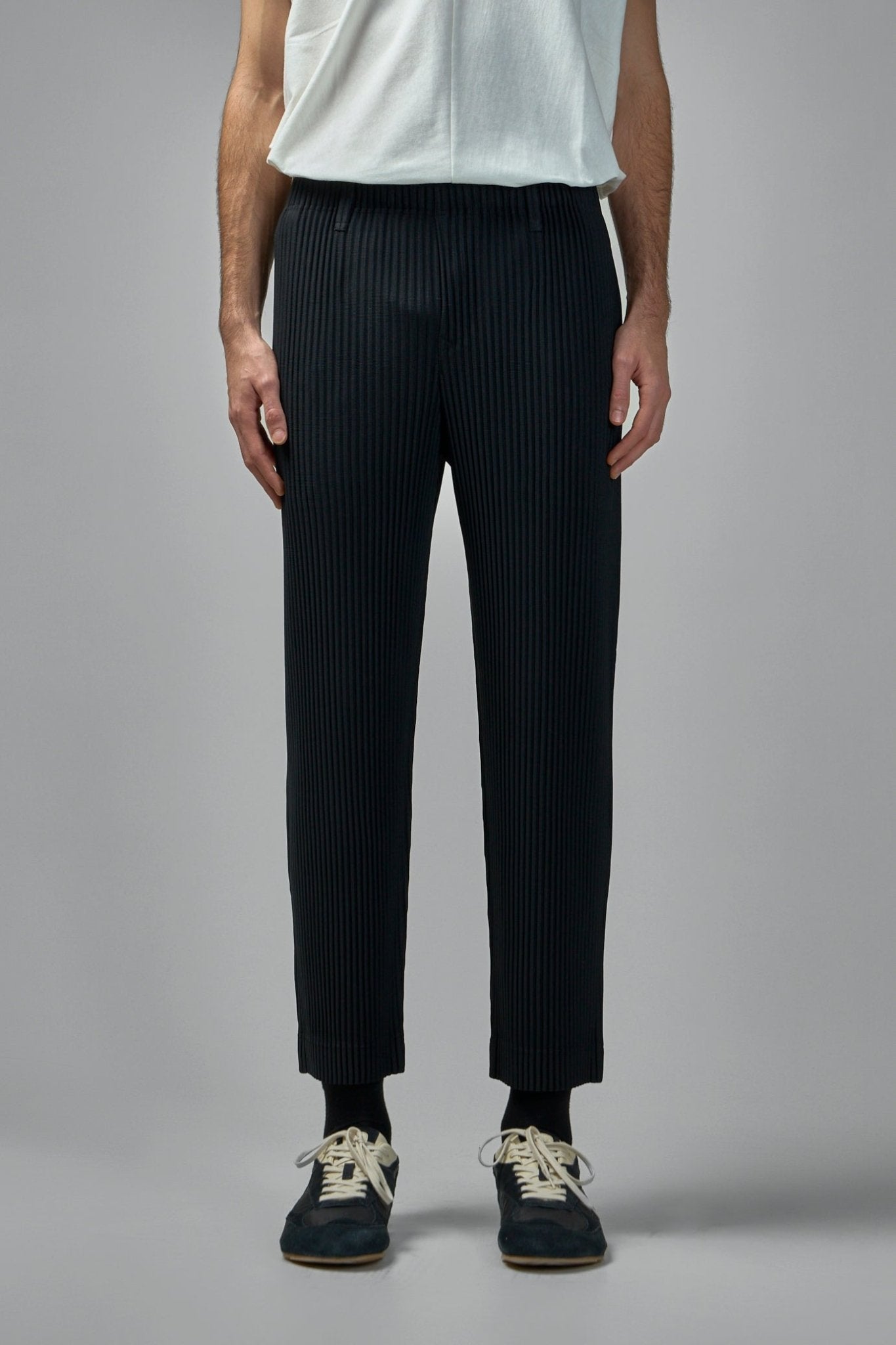 Homme Plissé Issey Miyake - Basics Pleated Pants - LABELS