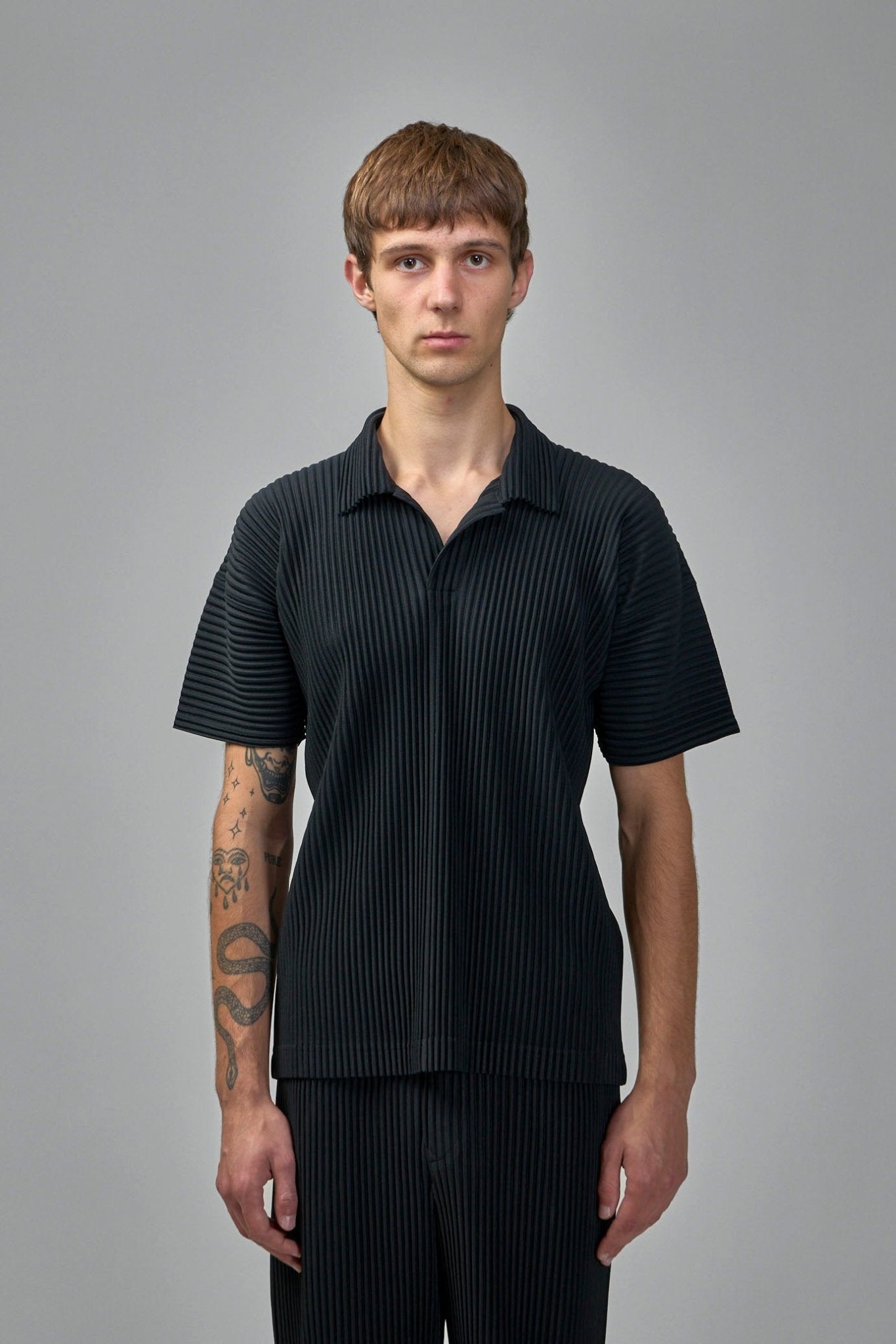 Homme Plissé Issey Miyake - Basics Shirt - LABELS