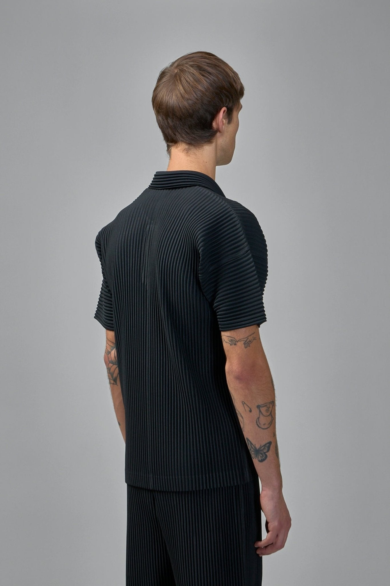 Homme Plissé Issey Miyake - Basics Shirt - LABELS