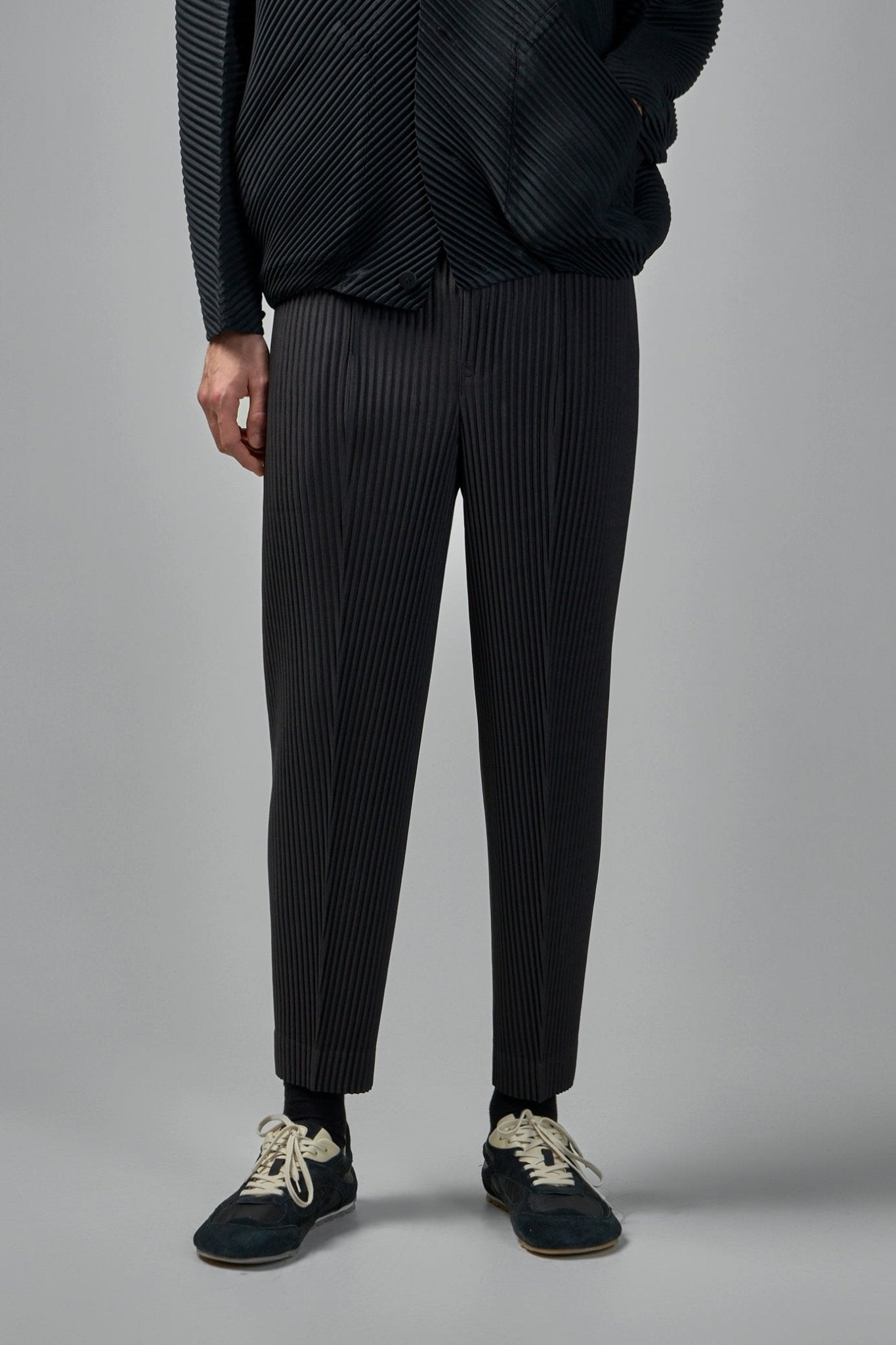 Homme Plissé Issey Miyake - Compleat Trousers | coke grey - LABELS