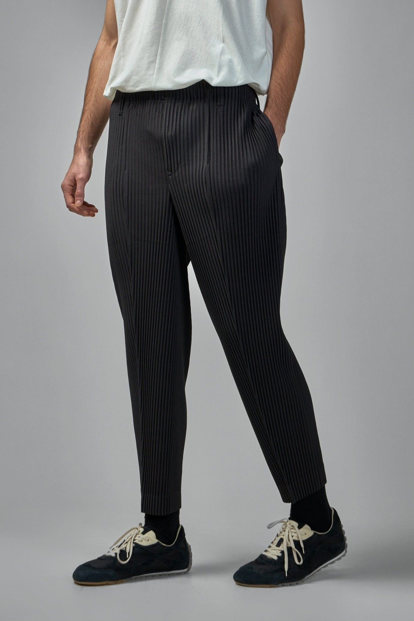 Homme Plissé Issey Miyake - Compleat Trousers | coke grey - LABELS