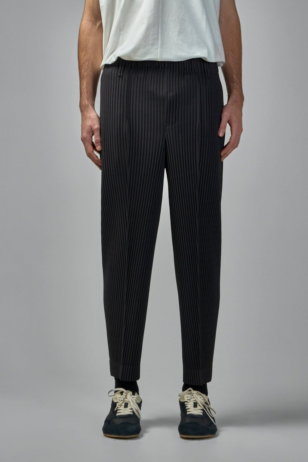 Homme Plissé Issey Miyake - Compleat Trousers | coke grey - LABELS