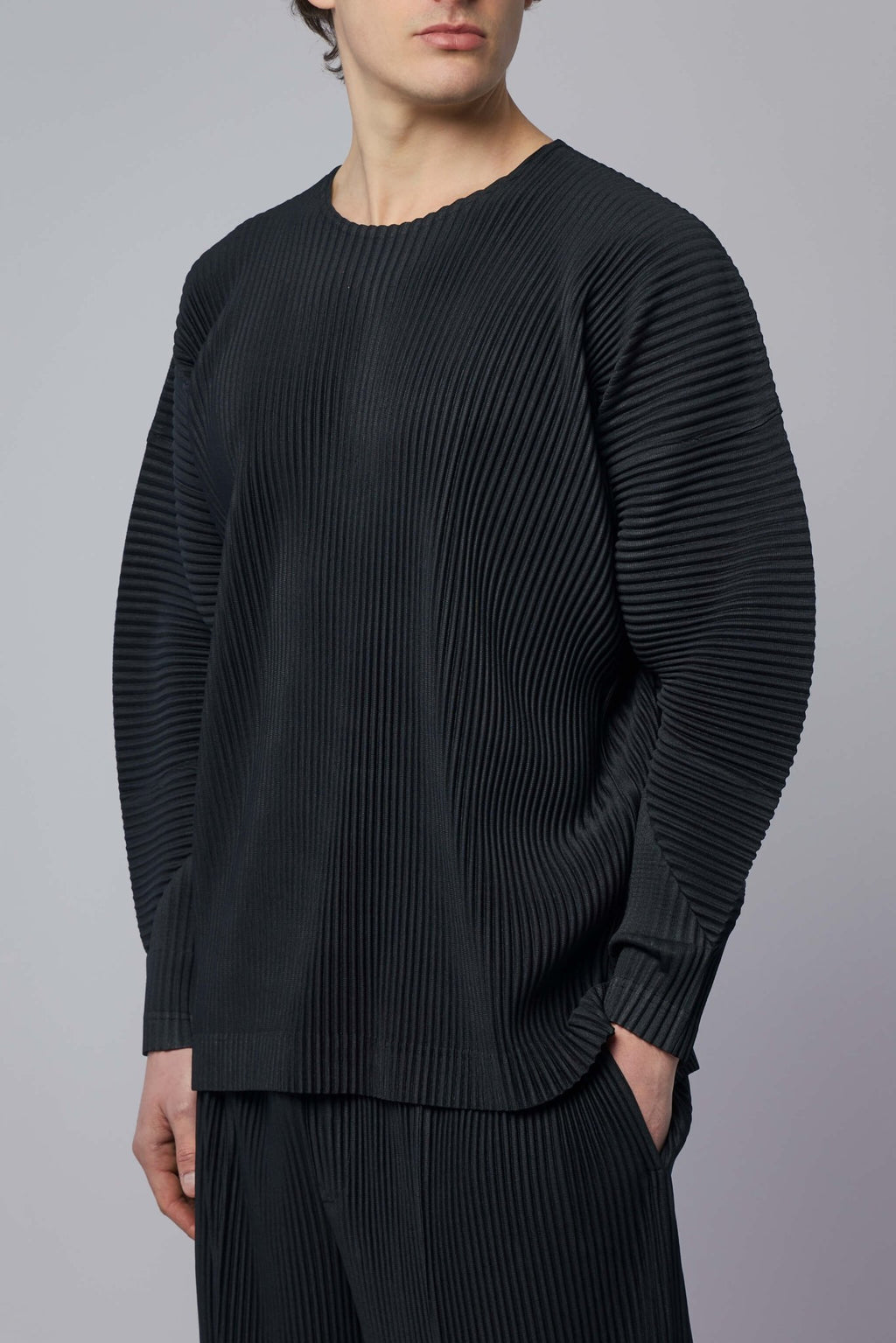 Homme Plissé Issey Miyake - January Pleated LS T‑shirt - LABELS