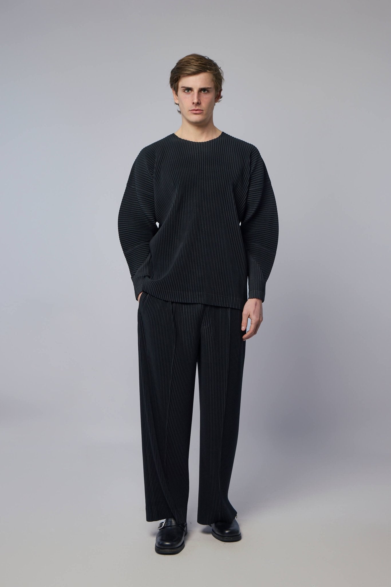 Homme Plissé Issey Miyake - January Pleated LS T‑shirt - LABELS