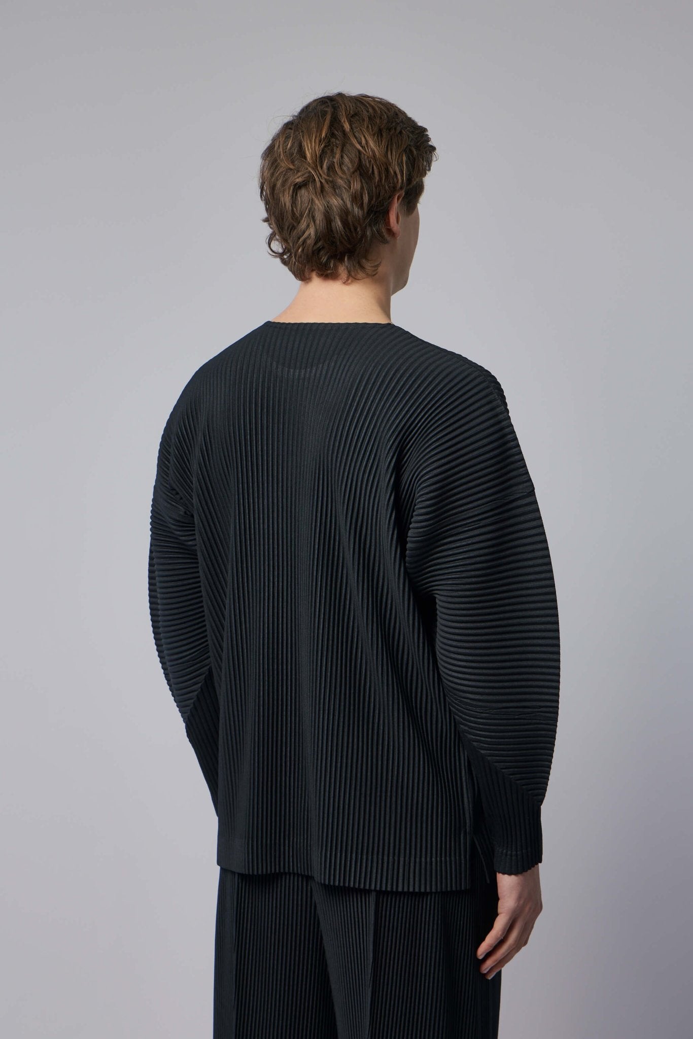 Homme Plissé Issey Miyake - January Pleated LS T‑shirt - LABELS