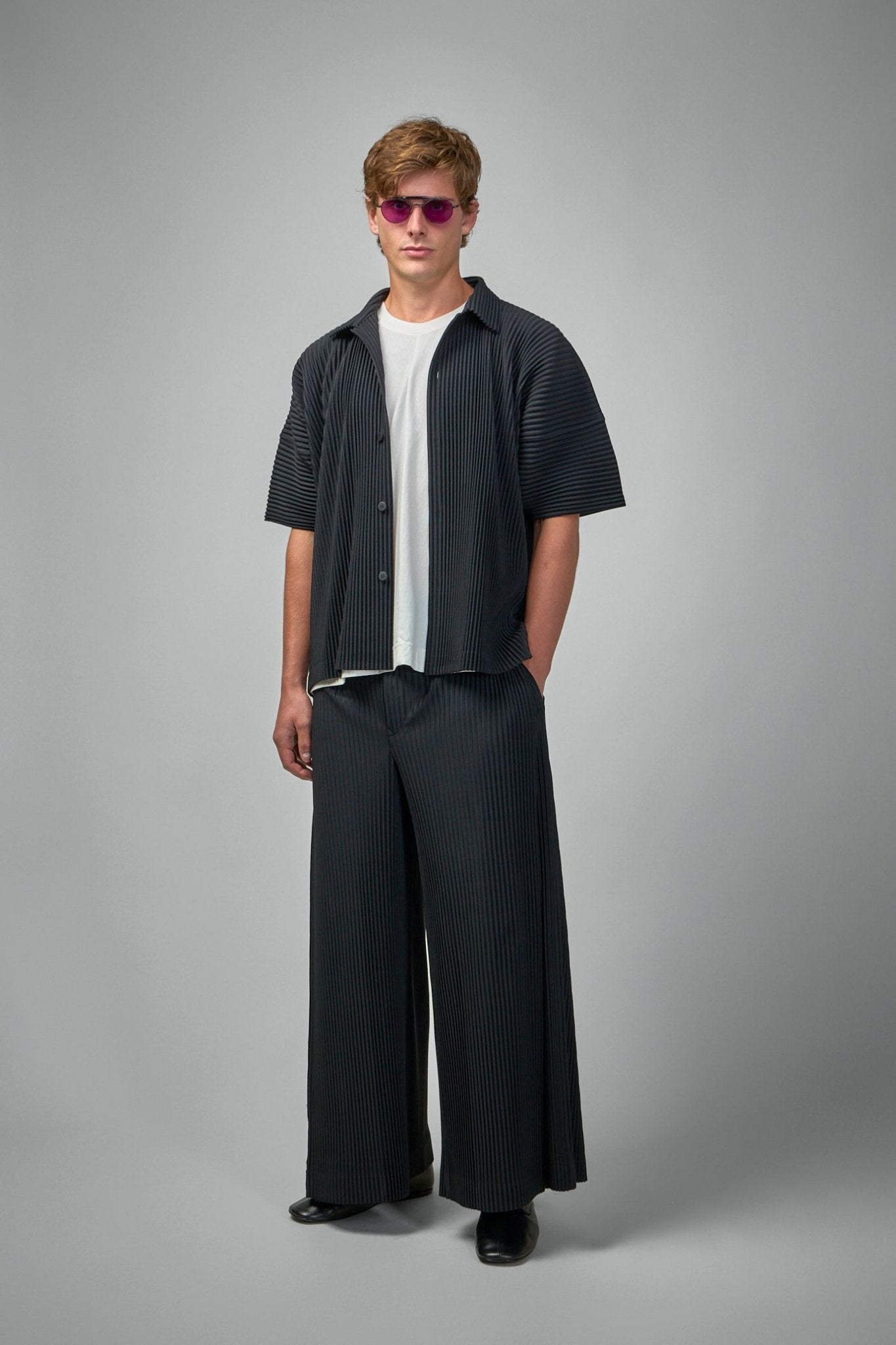 ラ*ン様 HOMME PLISSÉ ISSEY MIYAKE S/S shirt Homme Plissé Issey Miyake MC July Pleated Knit Shirt en Brown pour