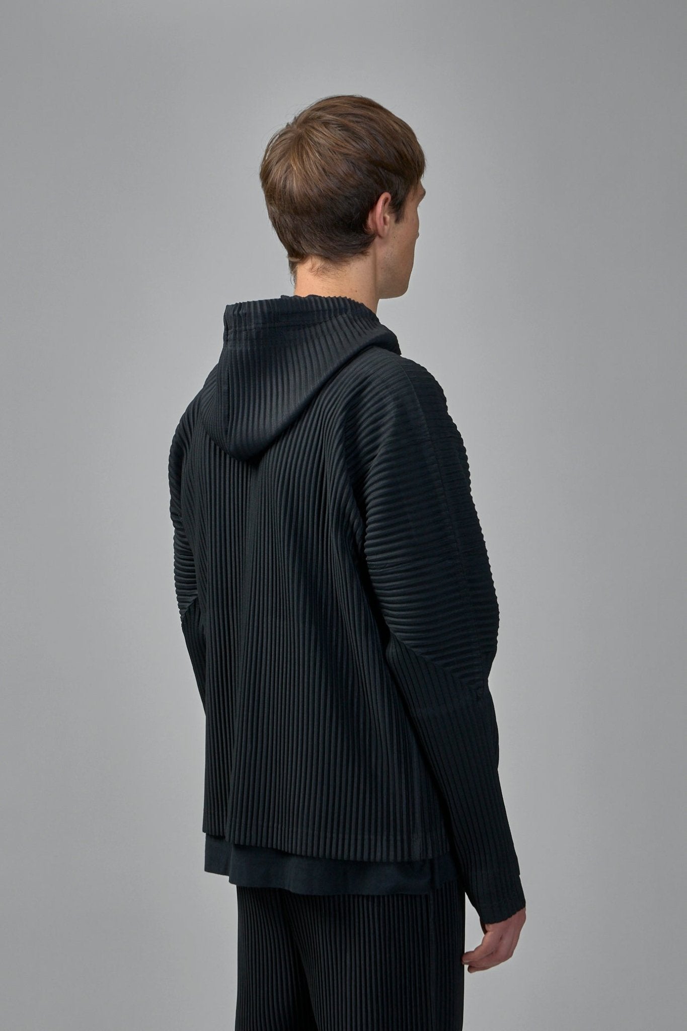 Homme Plissé Issey Miyake - Monthly Colors July - LABELS