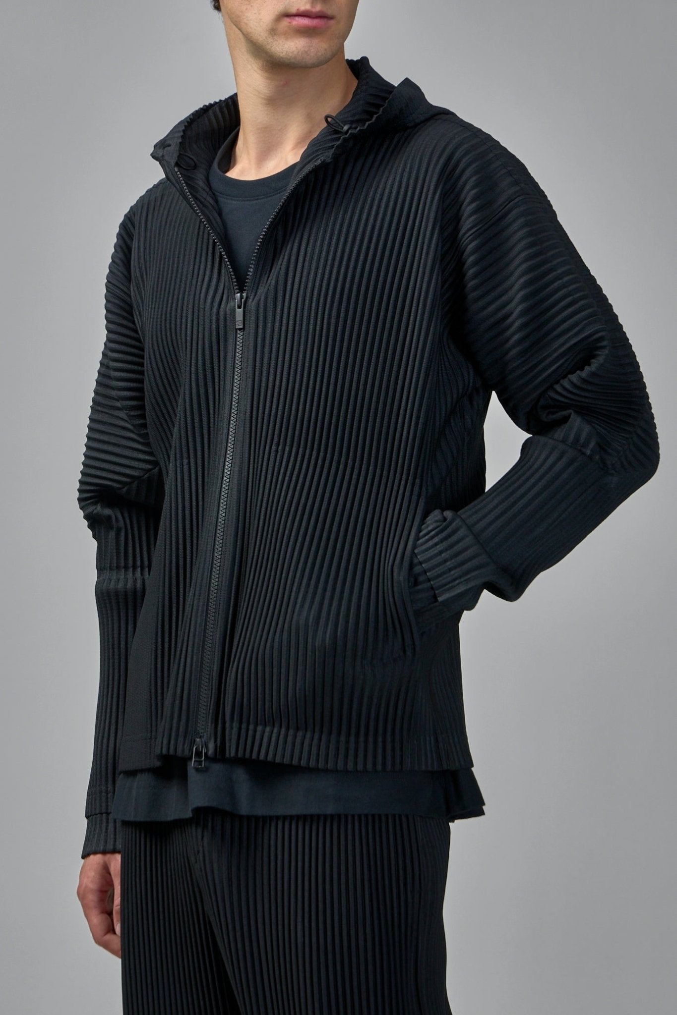 Homme Plissé Issey Miyake - Monthly Colors July - LABELS