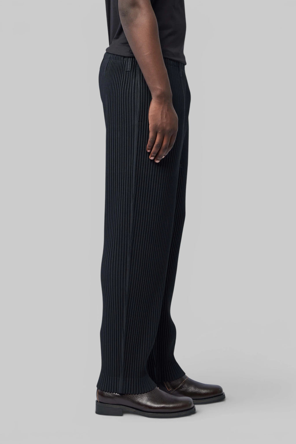 Homme Plissé Issey Miyake - Pants - LABELS