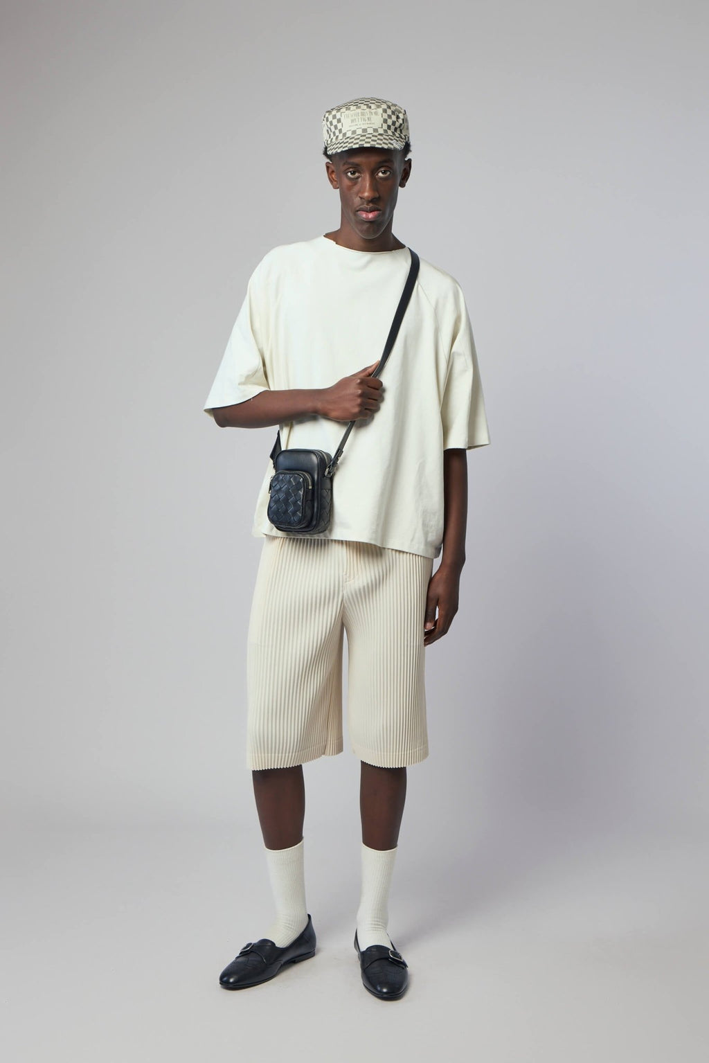 Homme Plissé Issey Miyake - Pants - LABELS
