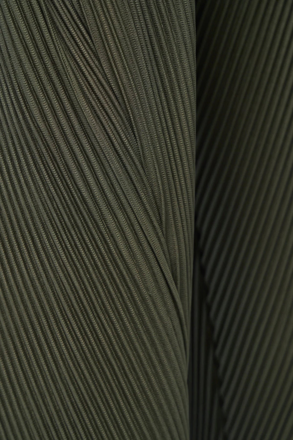 Homme Plissé Issey Miyake - Pants - LABELS