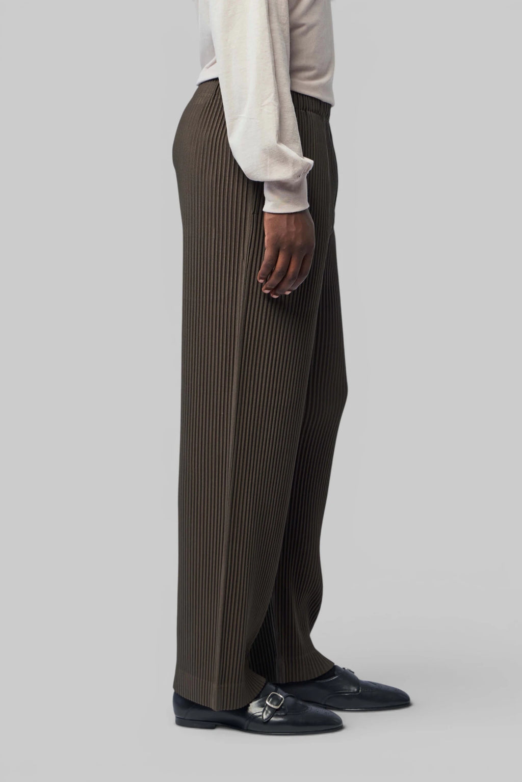 Homme Plissé Issey Miyake - Pants - LABELS