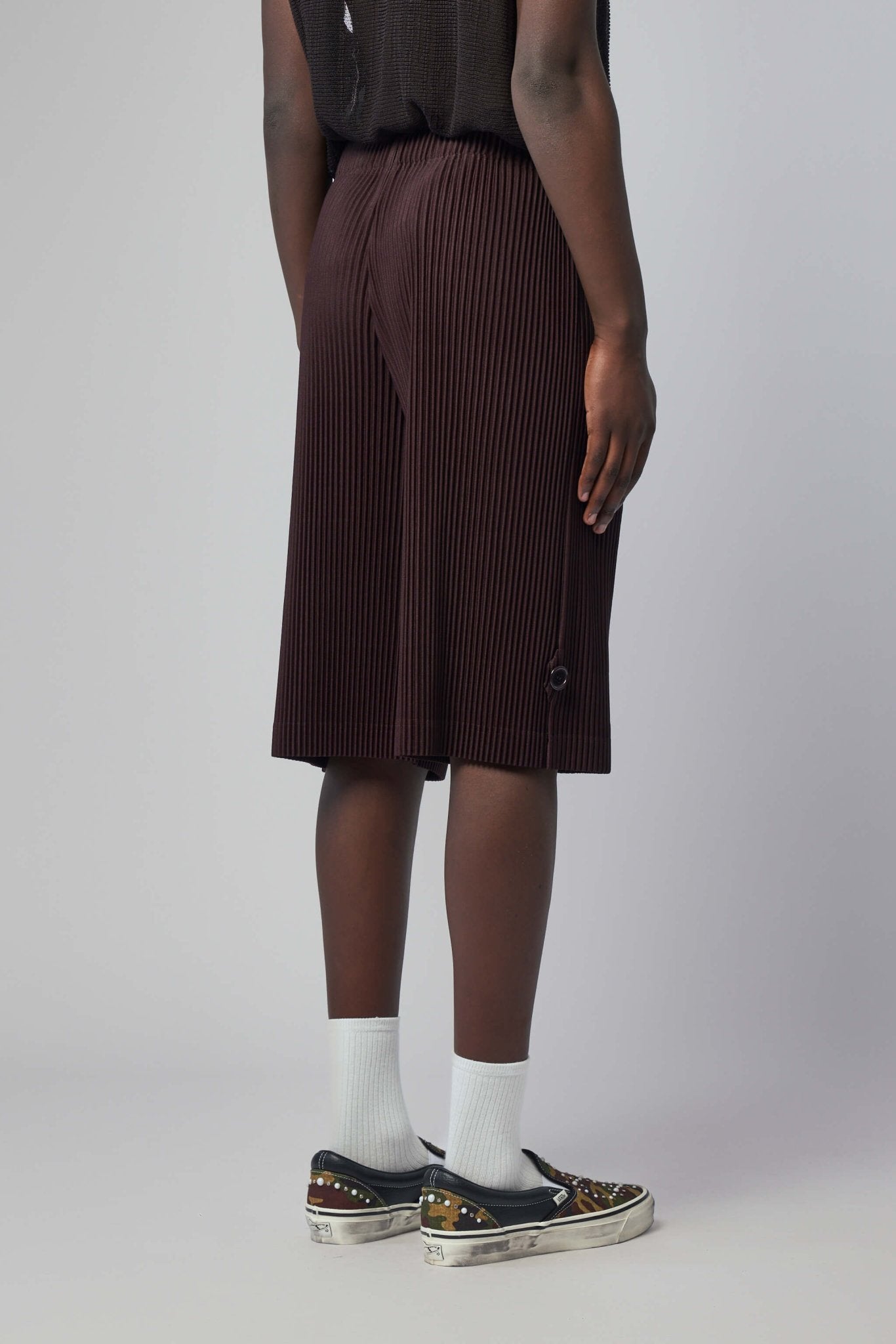 Homme Plissé Issey Miyake - Pants - LABELS