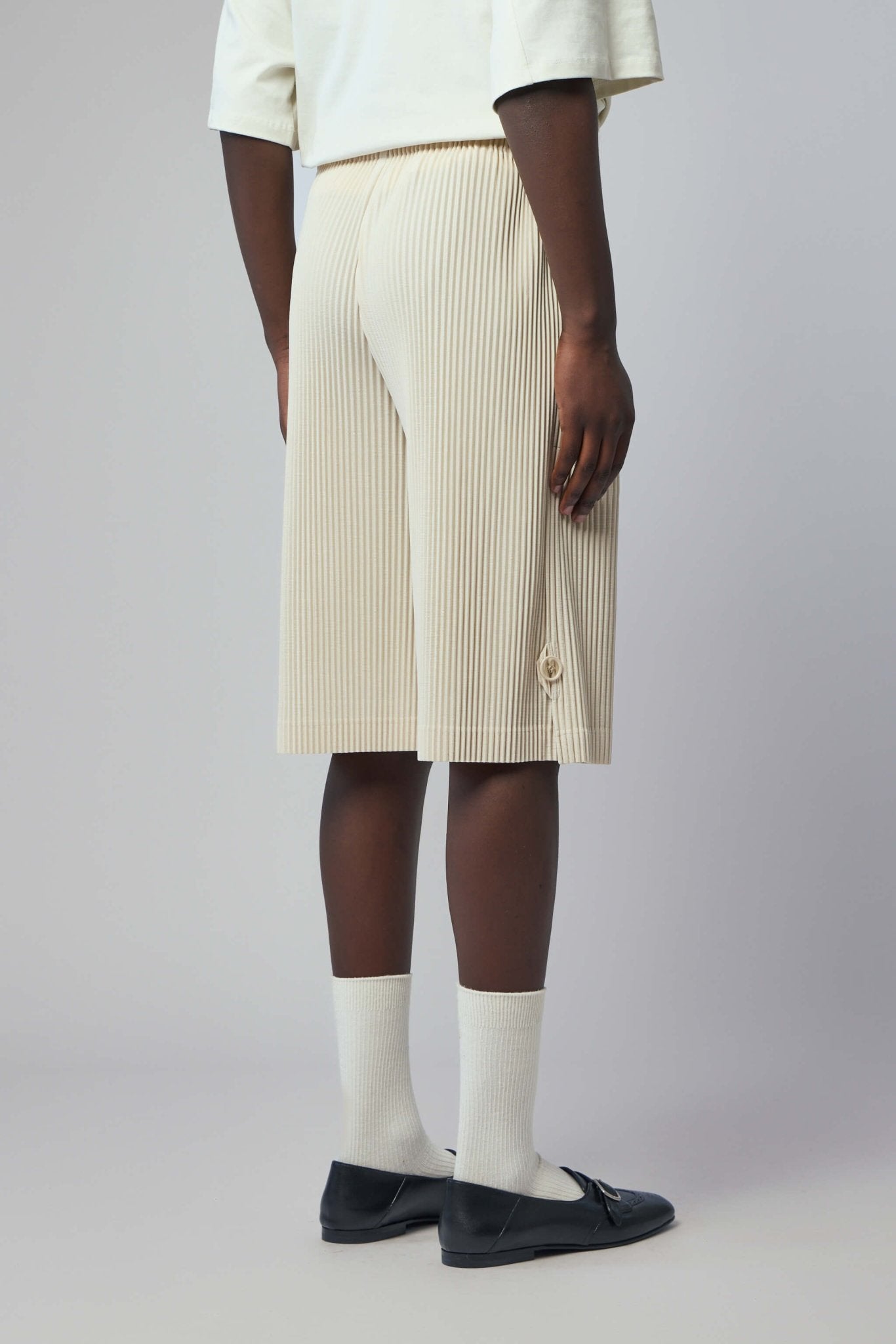 Homme Plissé Issey Miyake - Pants - LABELS