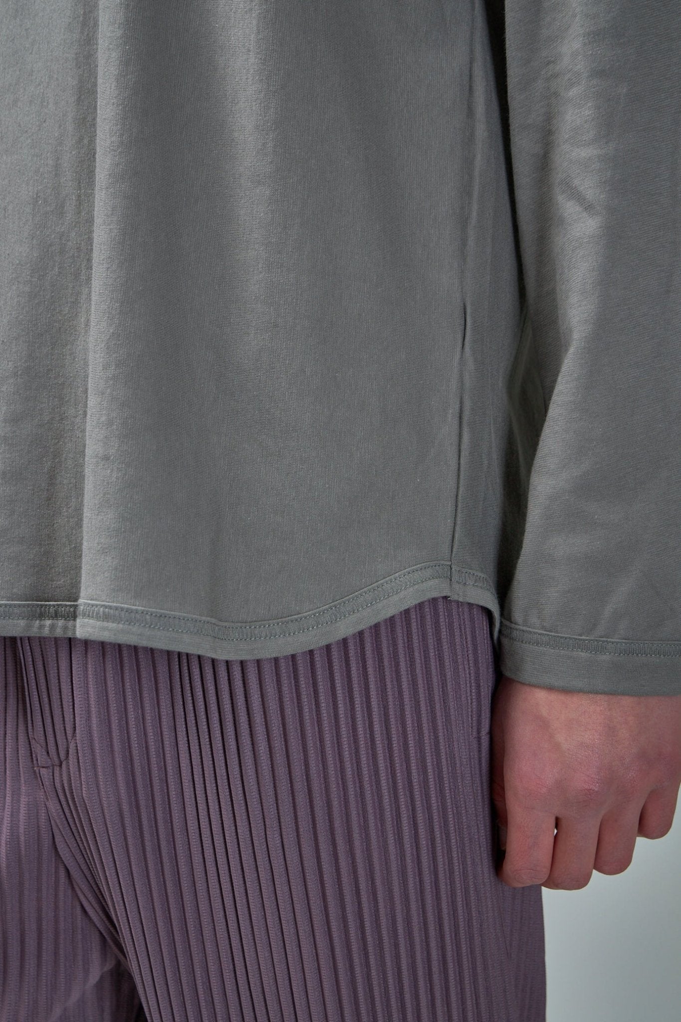Homme Plissé Issey Miyake - Release - T 1 - LABELS